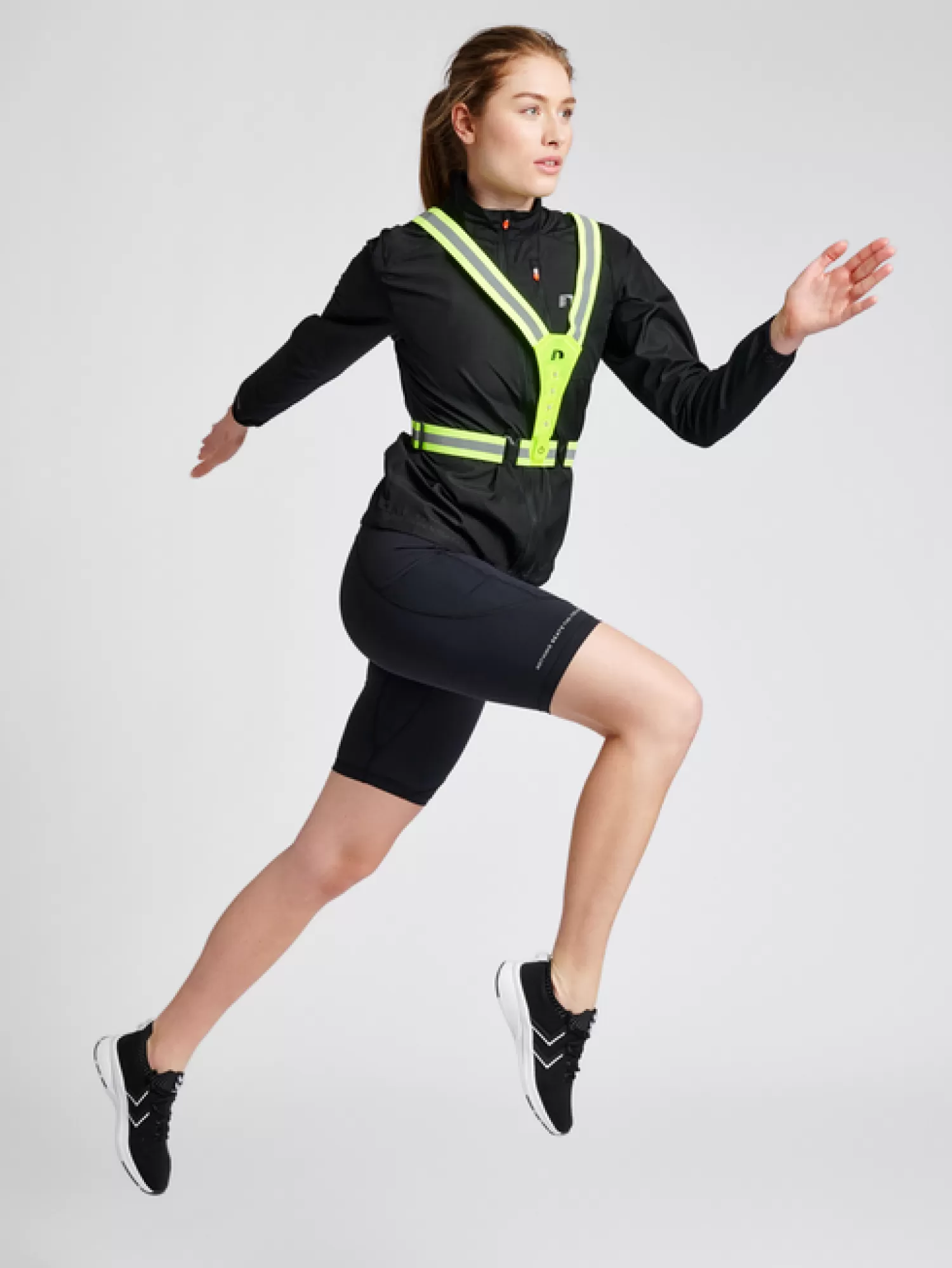 Hummel Accessories<CORE REFLECTIVE VEST