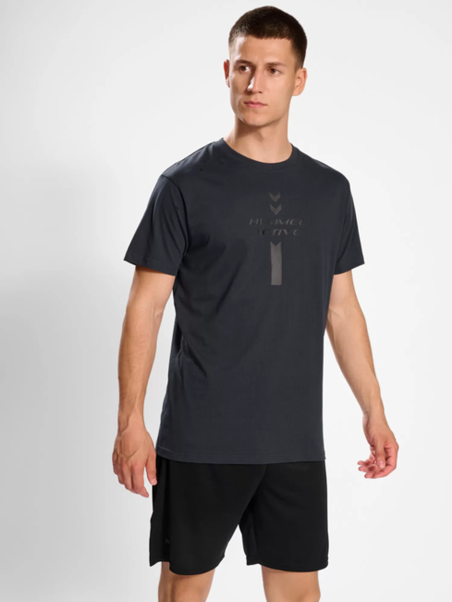 Hummel T-shirts and tops | T-shirts<hmlACTIVE GRAPHIC CO TEE S/S