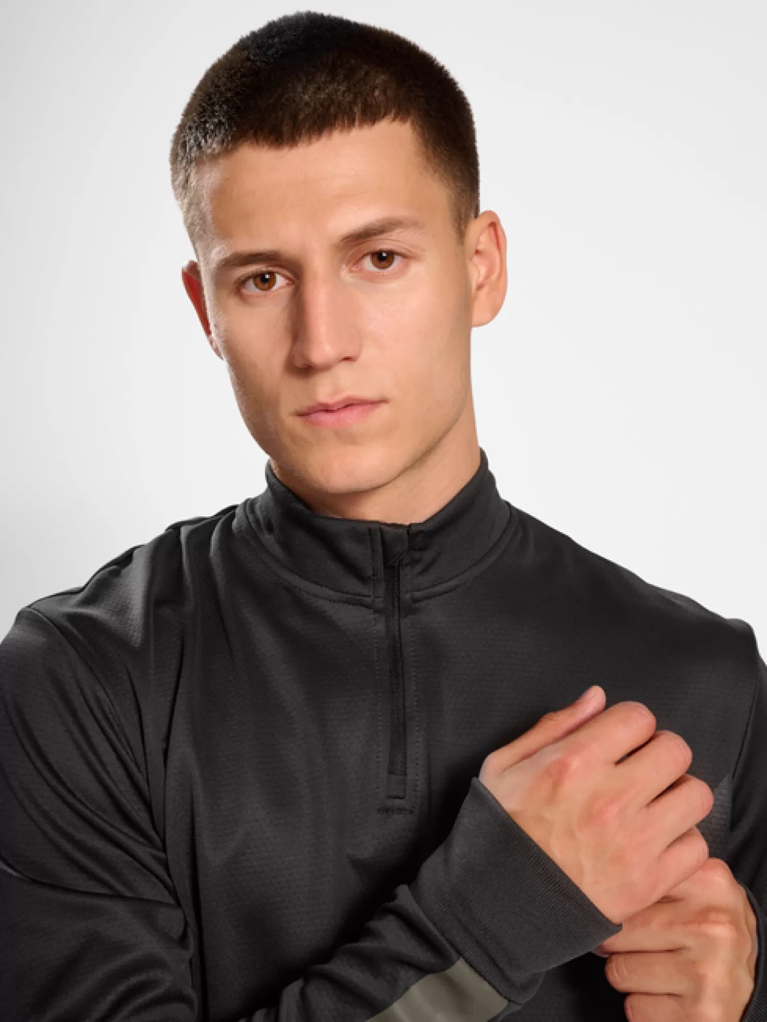 Hummel Training jerseys | Hoodies and sweatshirts<hmlACTIVE PL HALF ZIP