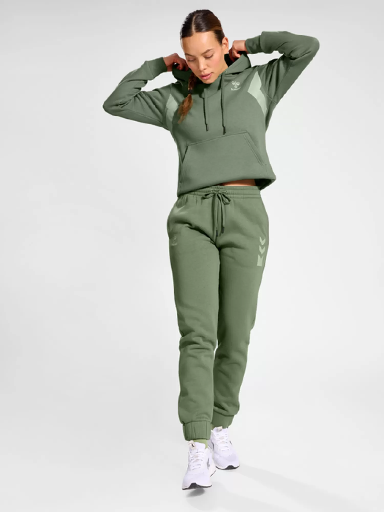 Hummel Football pants | Handball<hmlACTIVE SWEATPANTS WOMAN