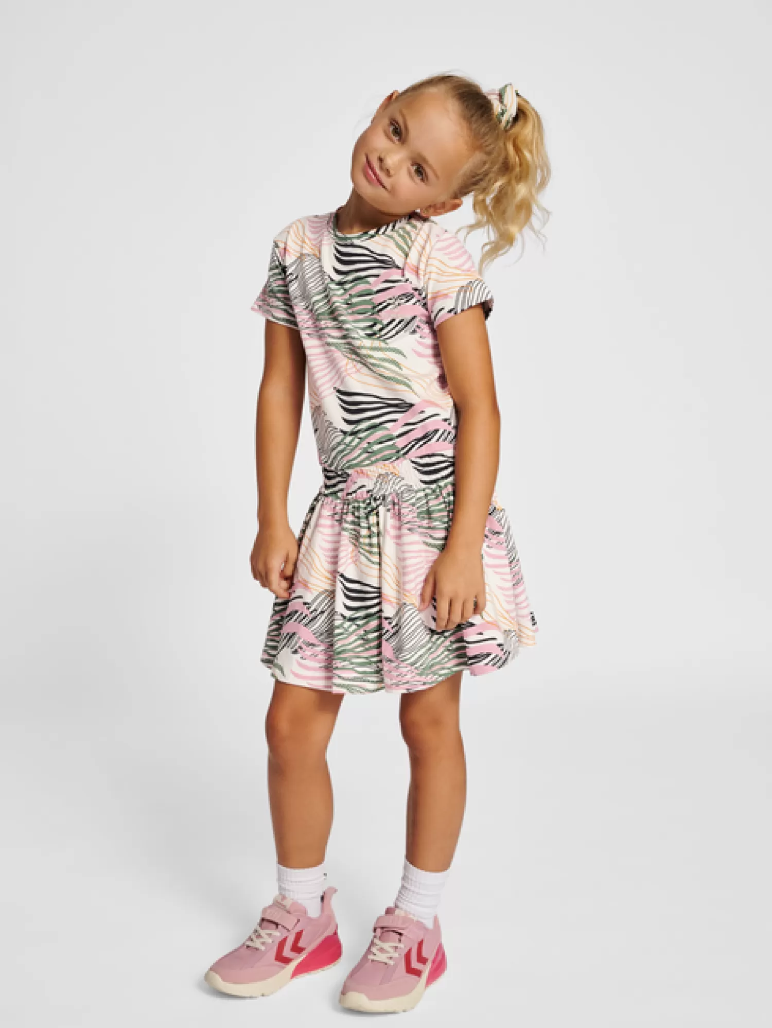 Hummel Dresses and skirts<hmlALICE DRESS S/S