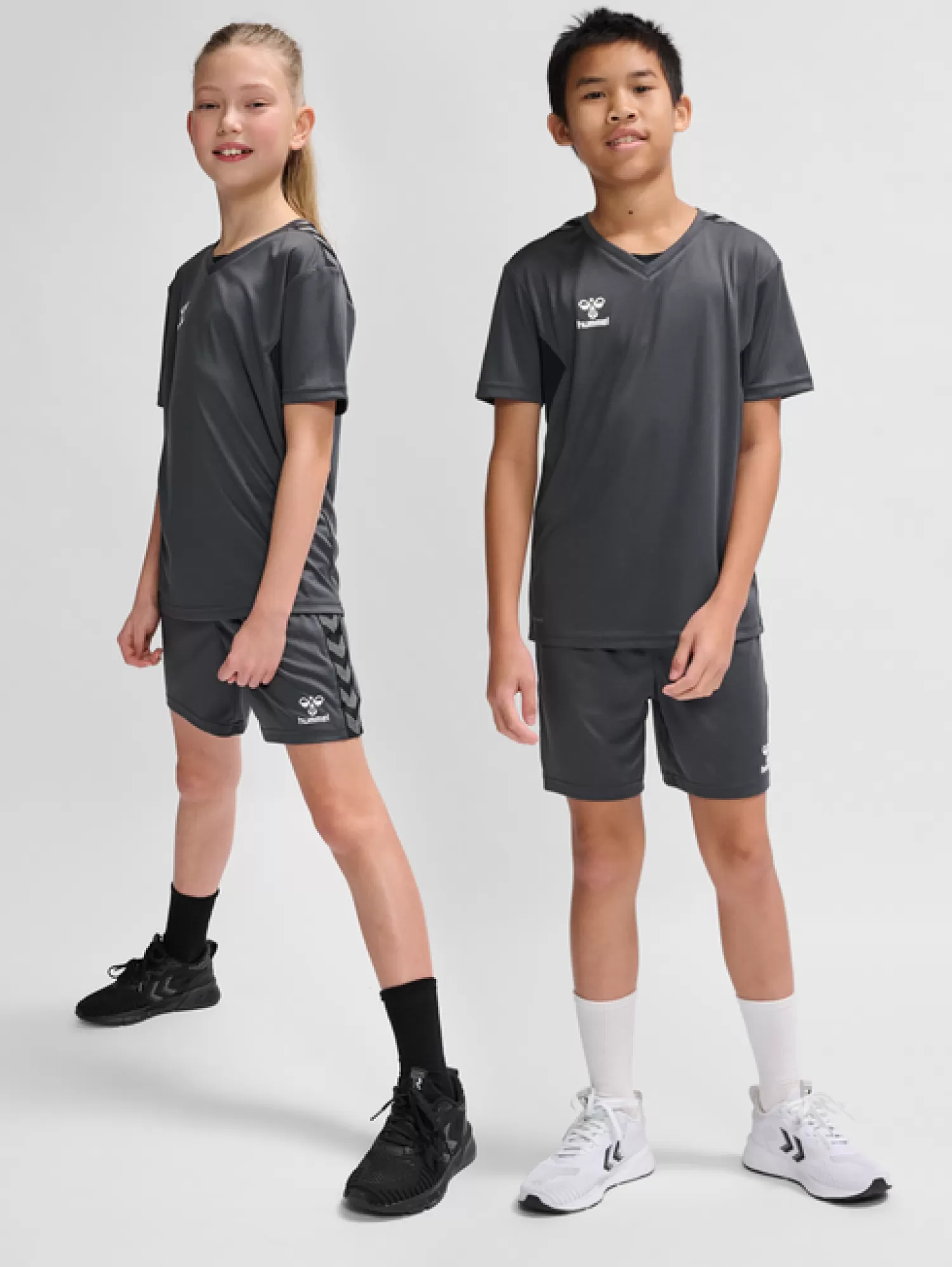 Hummel T-shirts and tops | Football<hmlAUTHENTIC PL JERSEY S/S KIDS