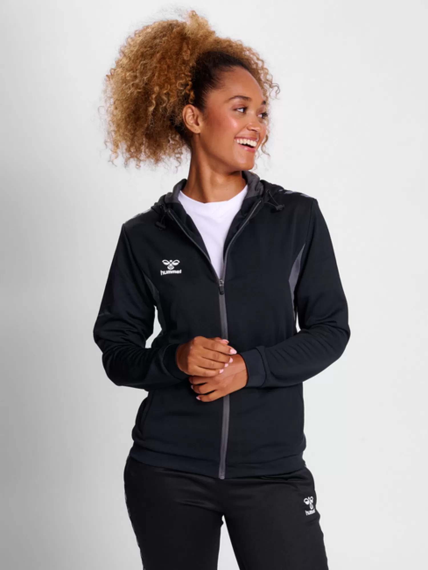 Hummel Handball jerseys | Football jerseys<hmlAUTHENTIC PL ZIP HOODIE WOMAN