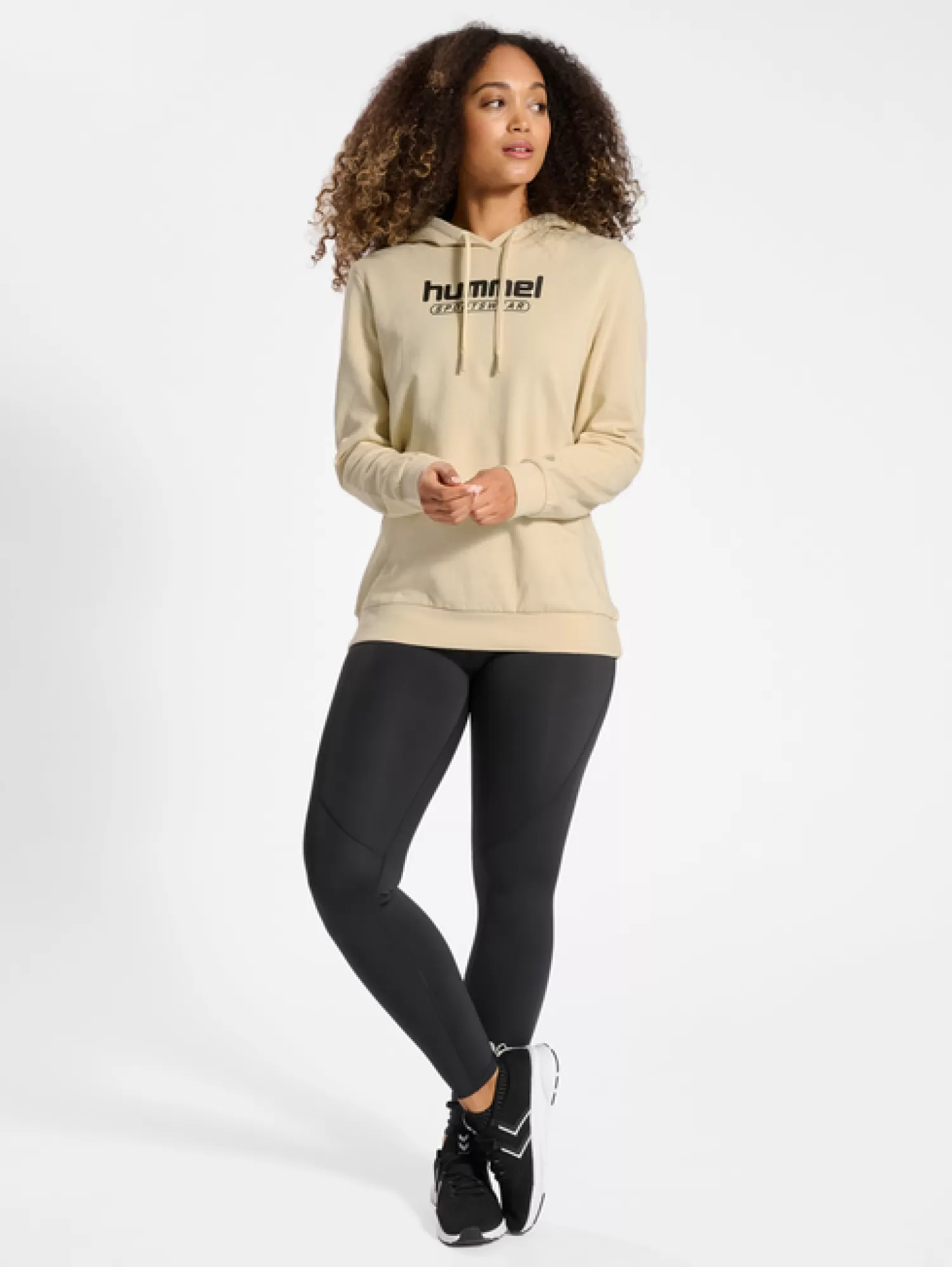 Hummel Hoodies and sweatshirts<hmlBOOSTER WOMAN HOODIE