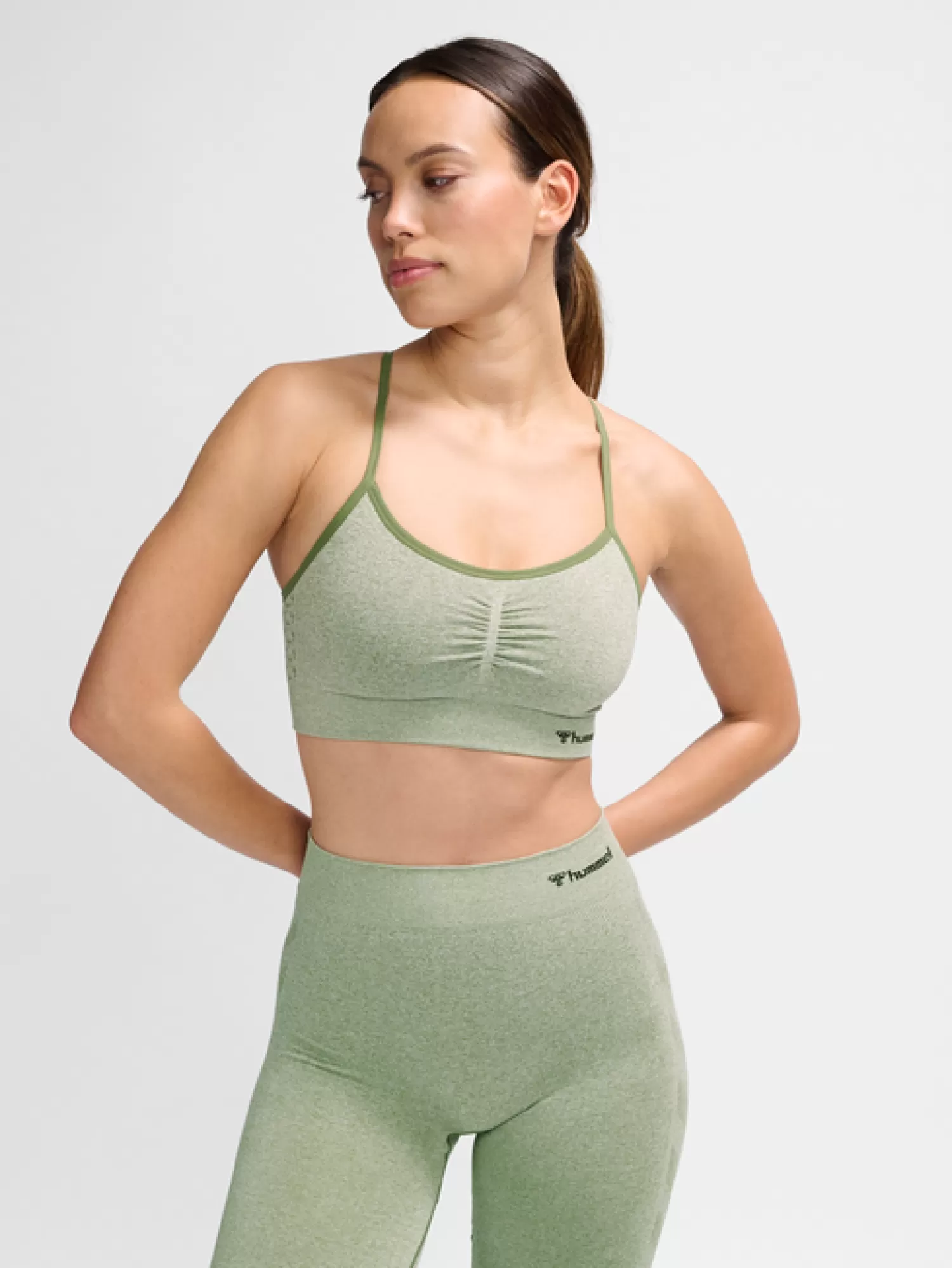 Hummel Sports bras | Sports bras<hmlCI SEAMLESS SCRUNCH SPORTS BRA