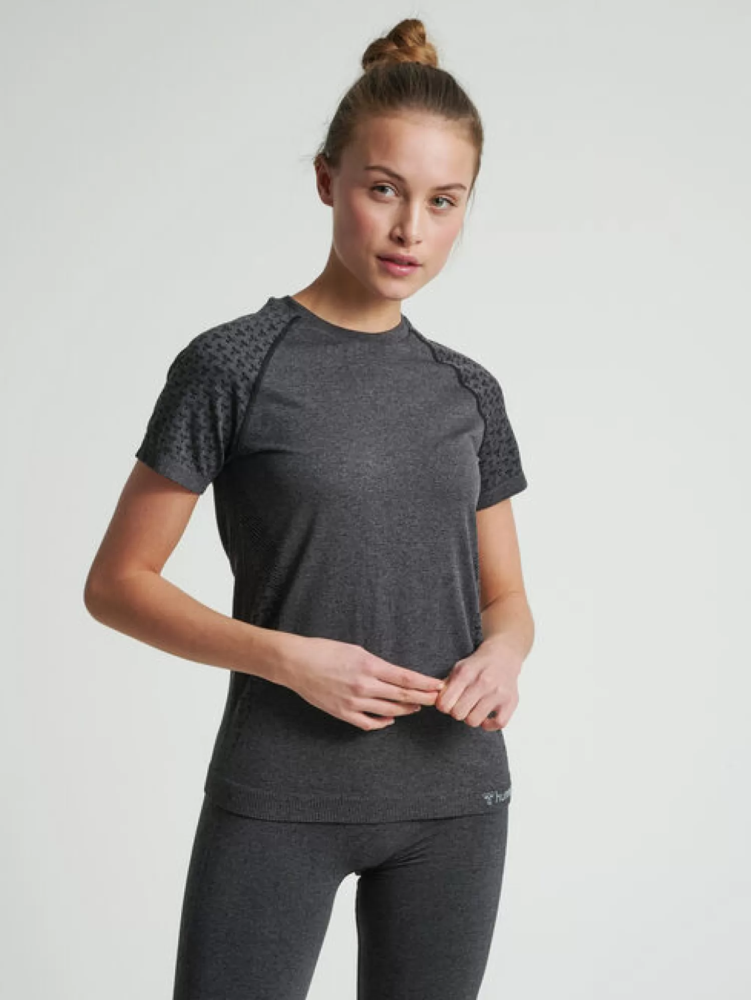 Hummel T-shirts and tops | Yoga<hmlCI SEAMLESS T-SHIRT