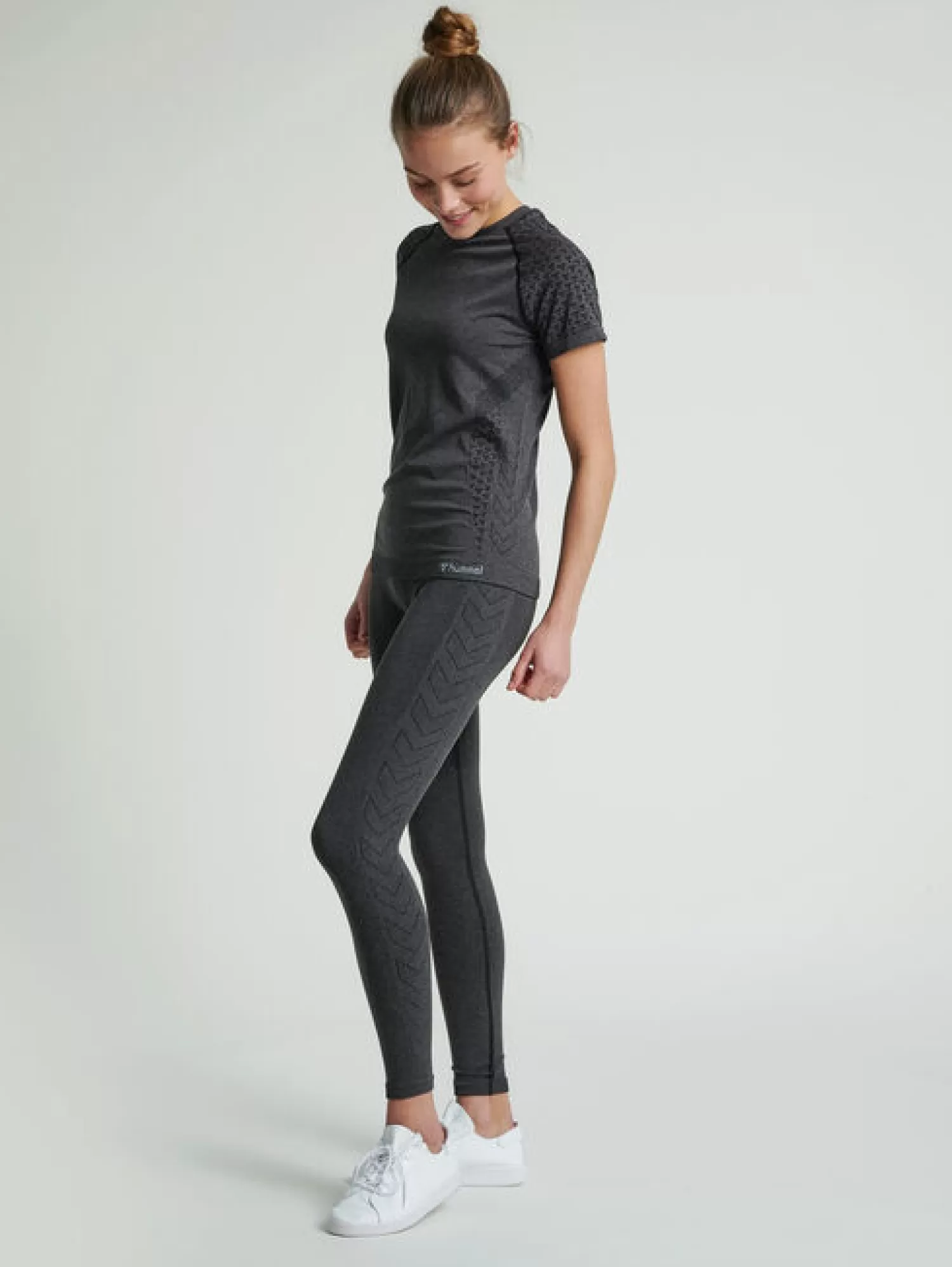 Hummel T-shirts and tops | Yoga<hmlCI SEAMLESS T-SHIRT