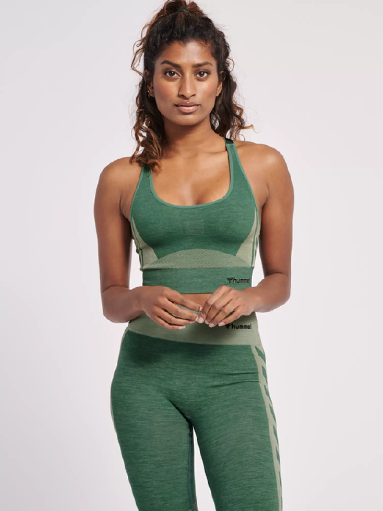 Hummel Sports bras | Sports bras<hmlCLEA SEAMLESS SPORTS TOP