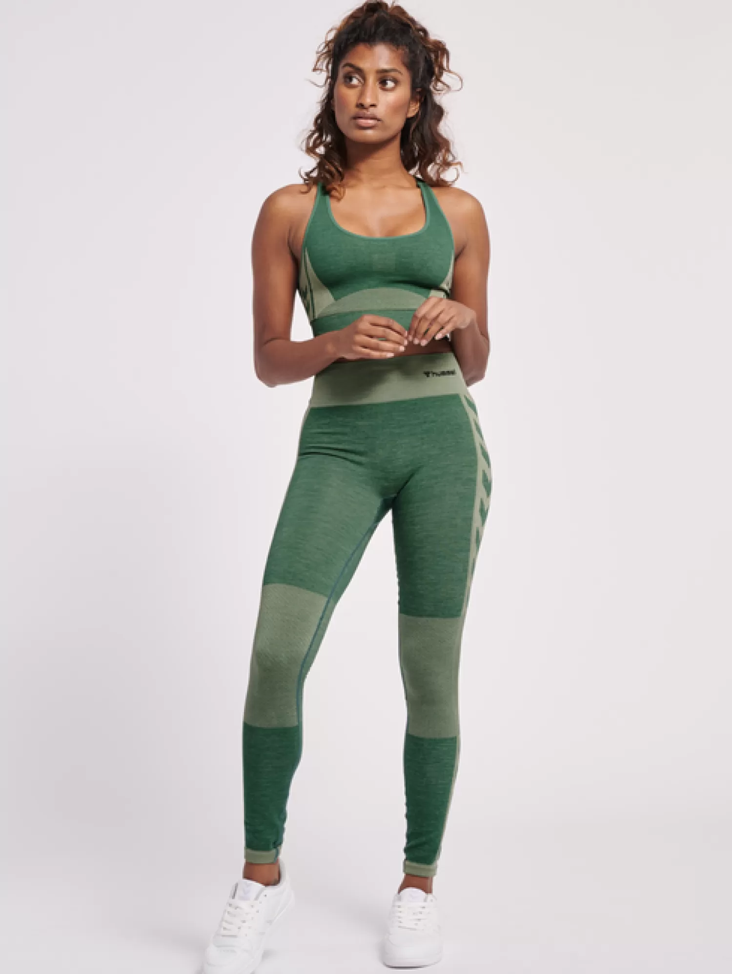 Hummel Sports bras | Sports bras<hmlCLEA SEAMLESS SPORTS TOP