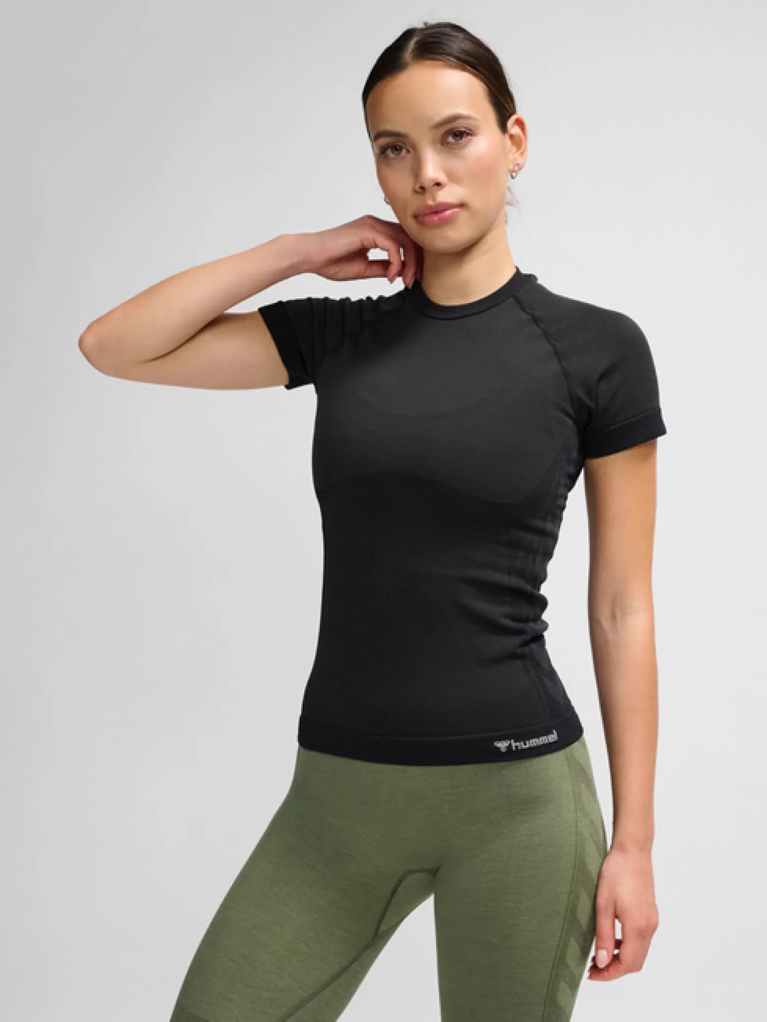 Hummel T-shirts and tops | Yoga<hmlCLEA SEAMLESS TIGHT T-SHIRT