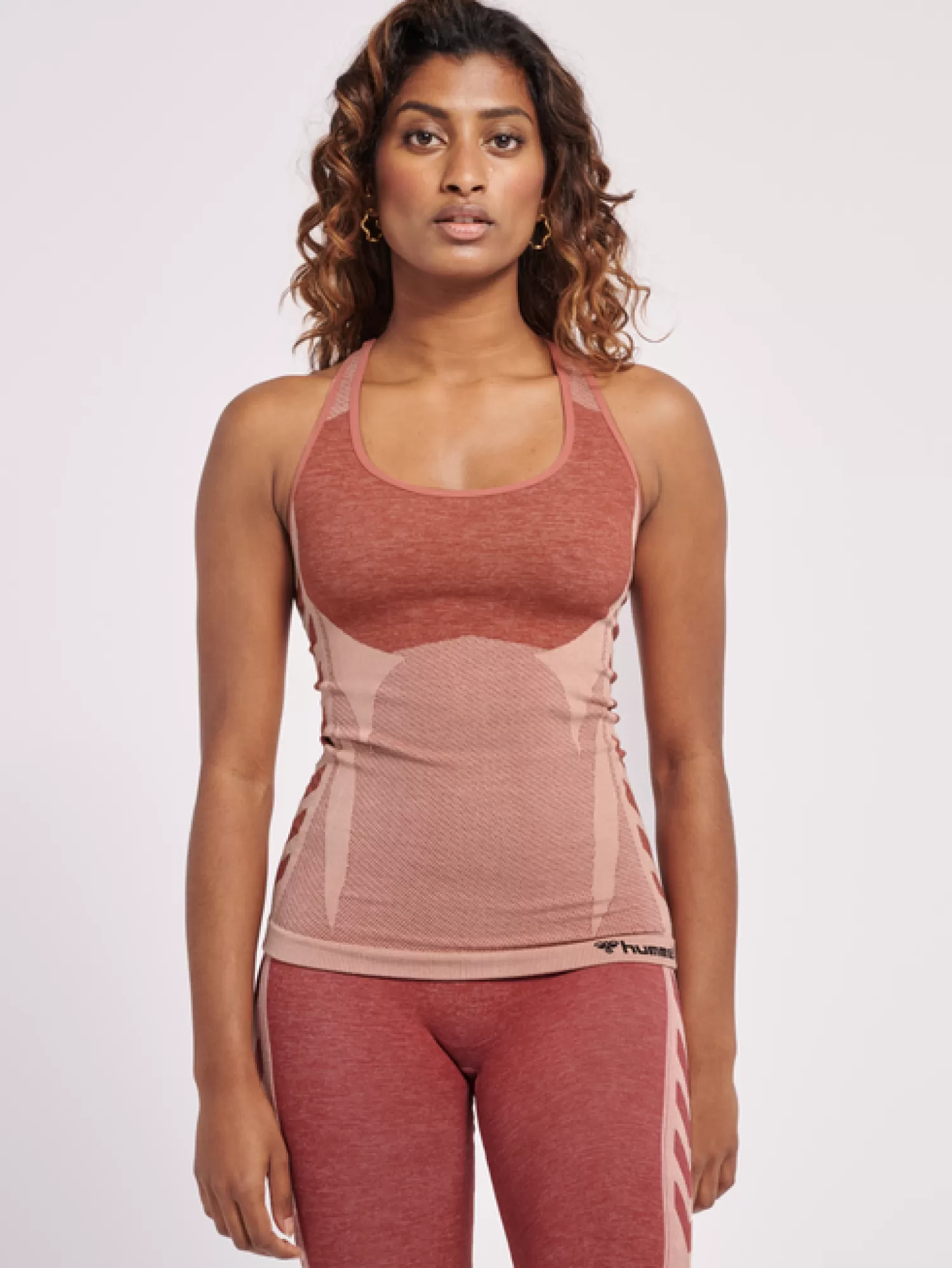 Hummel T-shirts and tops | Tops<hmlCLEA SEAMLESS TOP