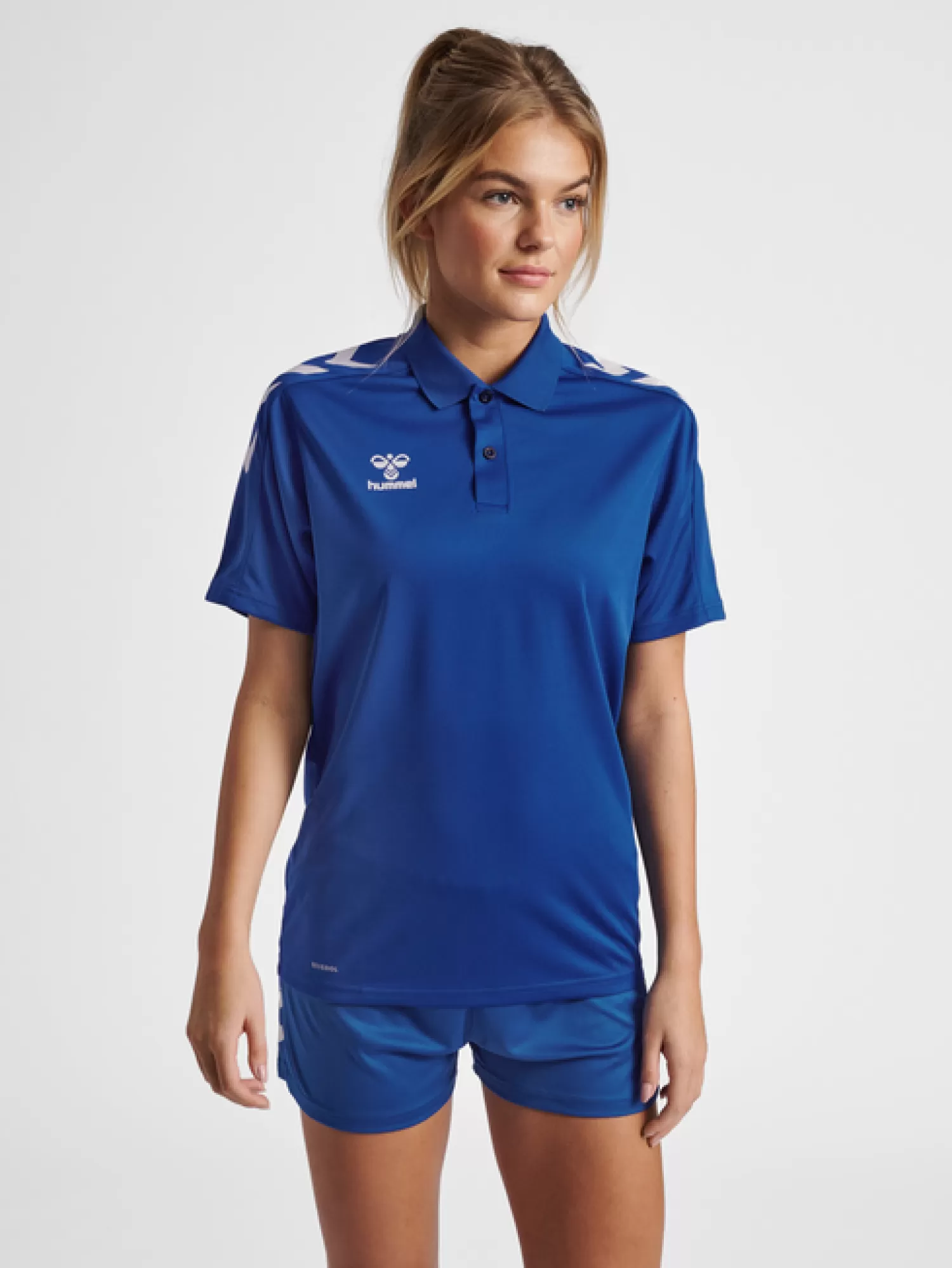 Hummel T-shirts<hmlCORE XK FUNCTIONAL POLO WOMAN