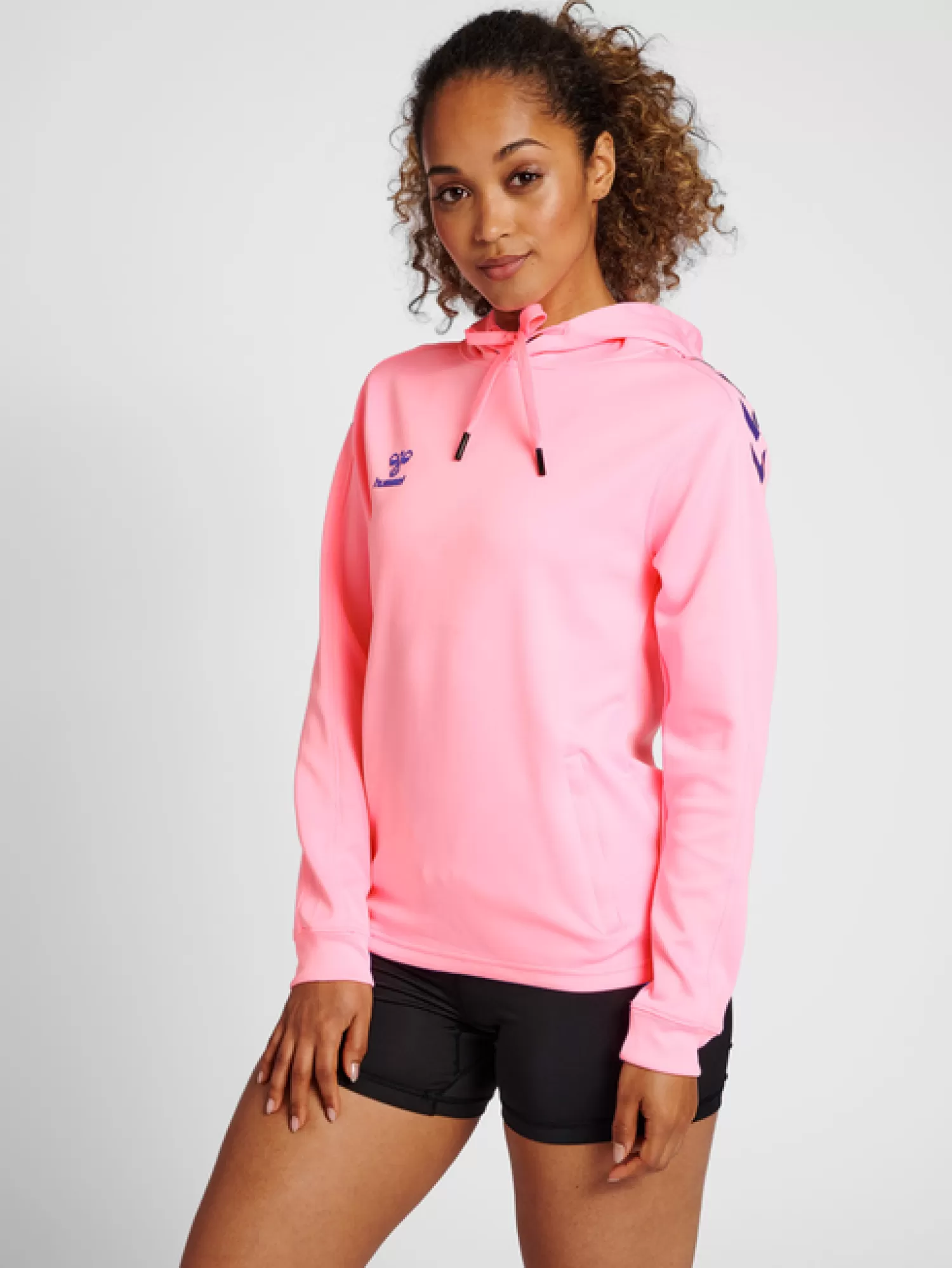 Hummel Hoodies and sweatshirts<hmlCORE XK POLY SWEAT HOODIE WOMAN