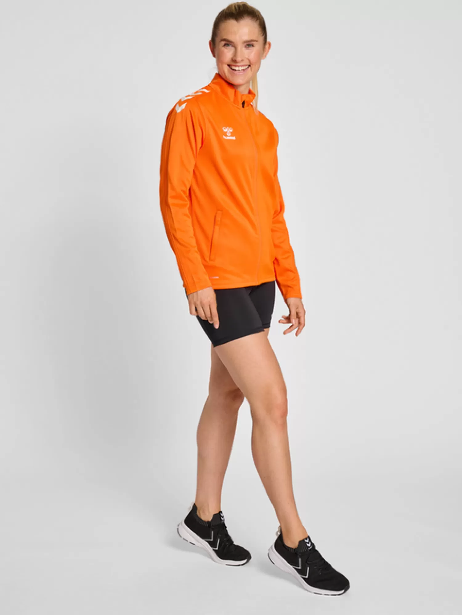 Hummel Football jackets | Handball<hmlCORE XK POLY ZIP SWEAT WOMAN