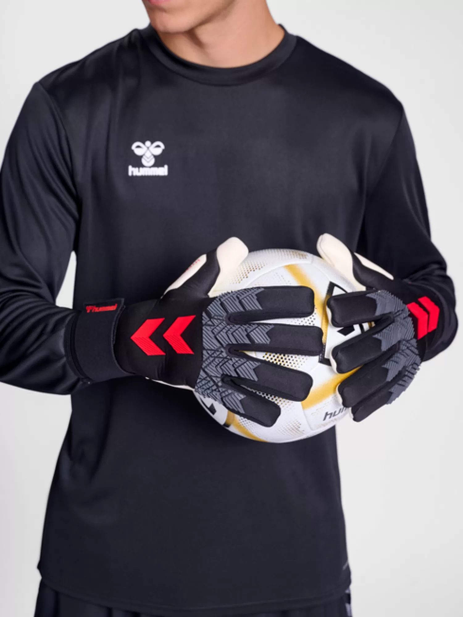 Hummel Footballs and accessories<hmlGK GLOVES HYPER GRIP