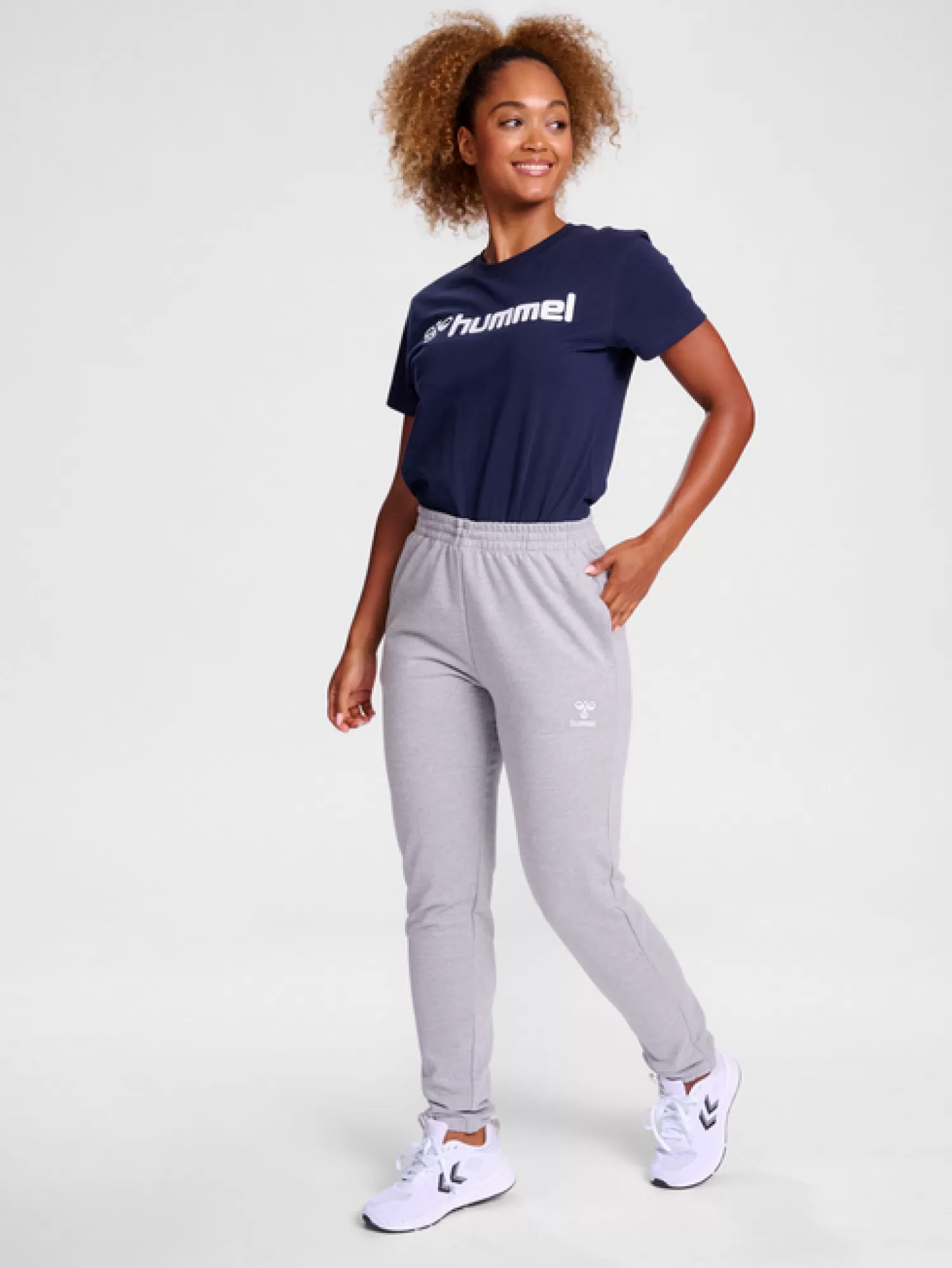 Hummel Pants<hmlGO 2.0 SWEATPANTS WOMAN