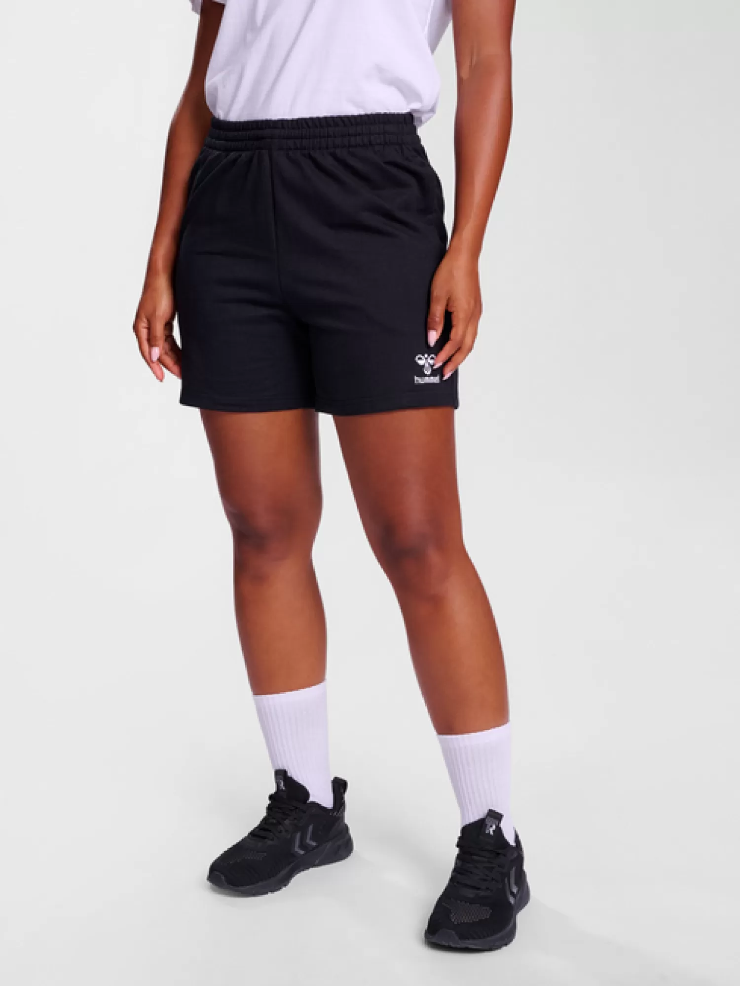 Hummel Shorts<hmlGO 2.0 SWEATSHORTS WOMAN