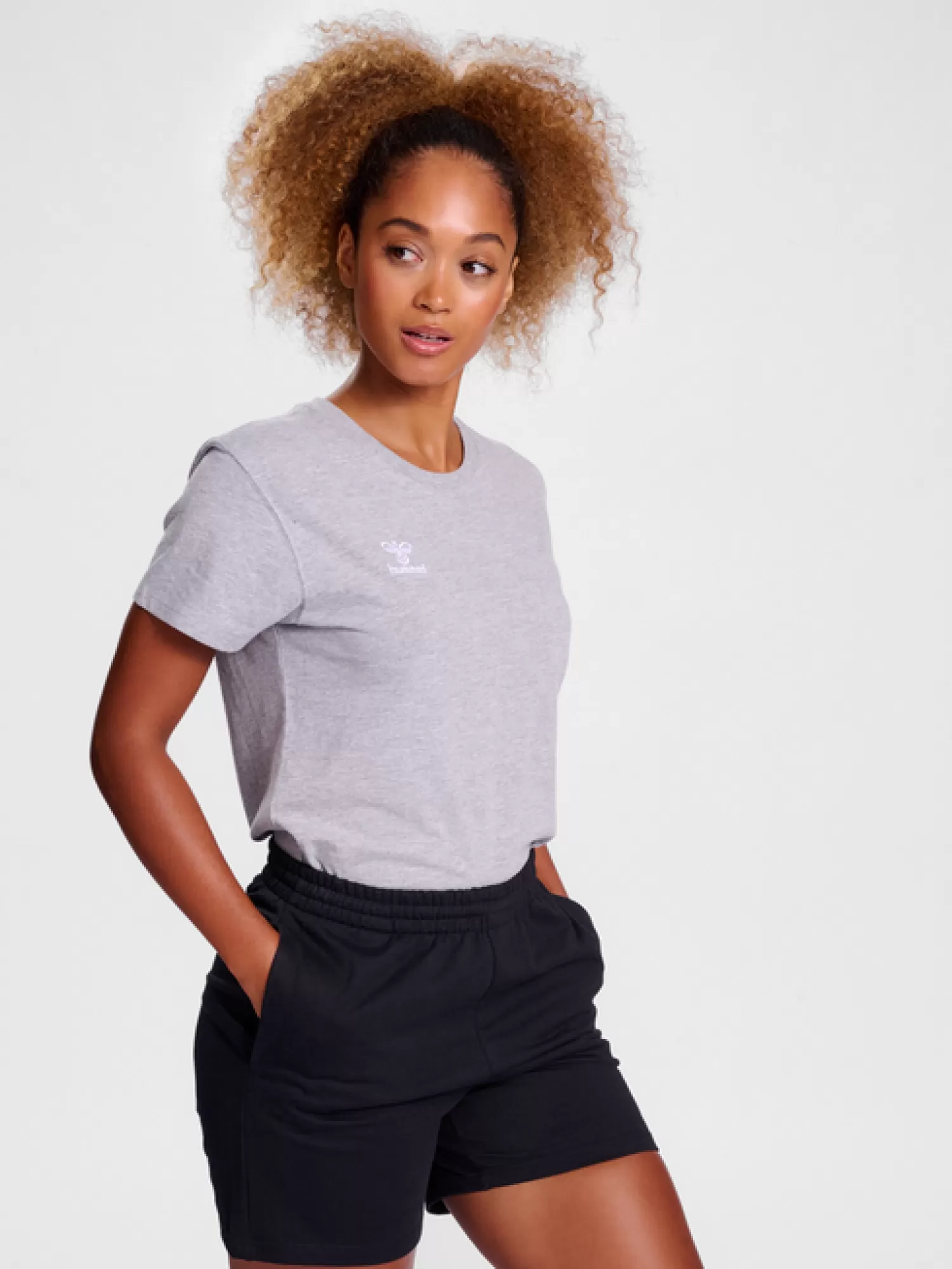 Hummel T-shirts<hmlGO 2.0 T-SHIRT S/S WOMAN