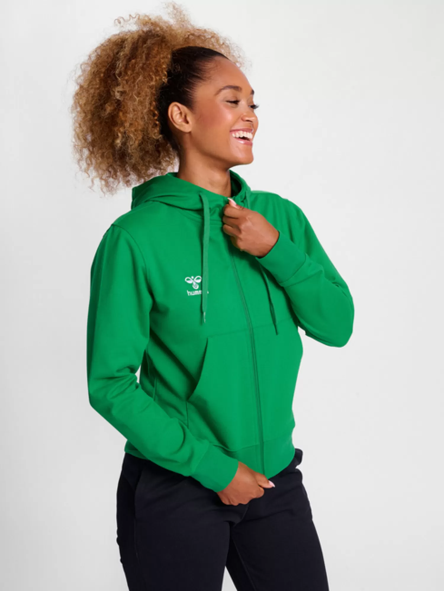 Hummel Hoodies and sweatshirts<hmlGO 2.0 ZIP HOODIE WOMAN