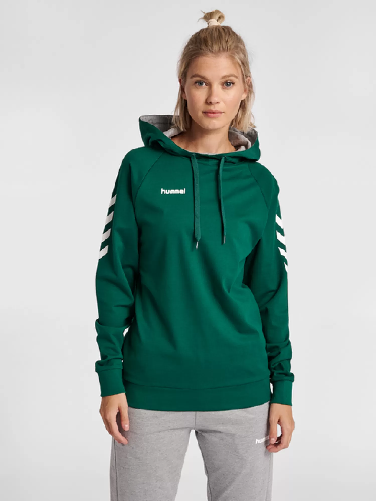 Hummel Hoodies and sweatshirts<HMLGO COTTON HOODIE WOMAN