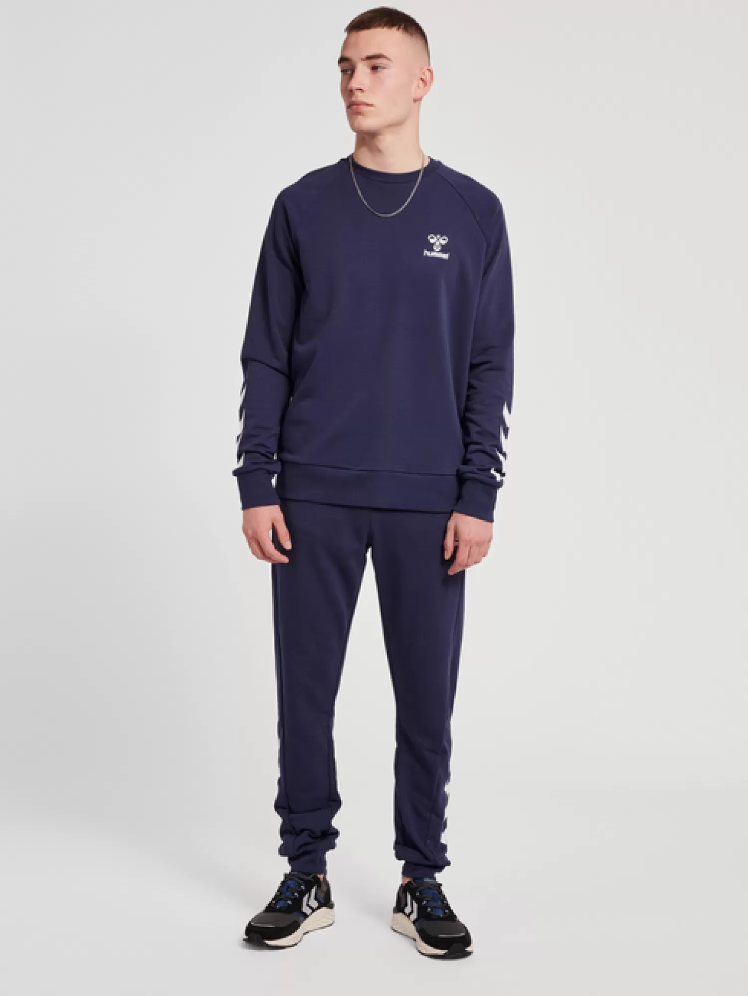 Hummel Pants<hmlISAM 2.0 REGULAR PANTS