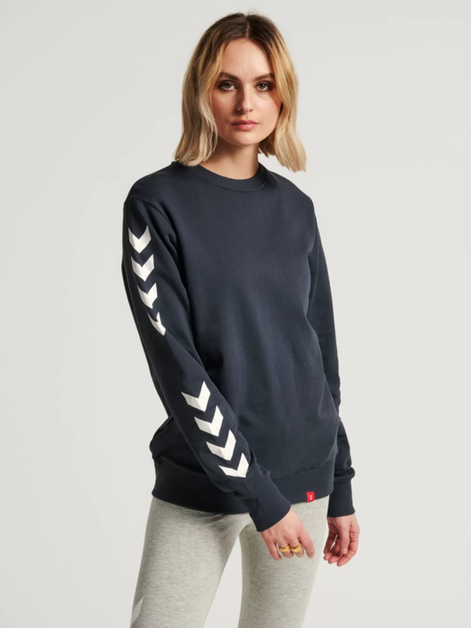 Hummel Hoodies and sweatshirts | Hoodies and sweatshirts<hmlLEGACY CHEVRON SWEATSHIRT