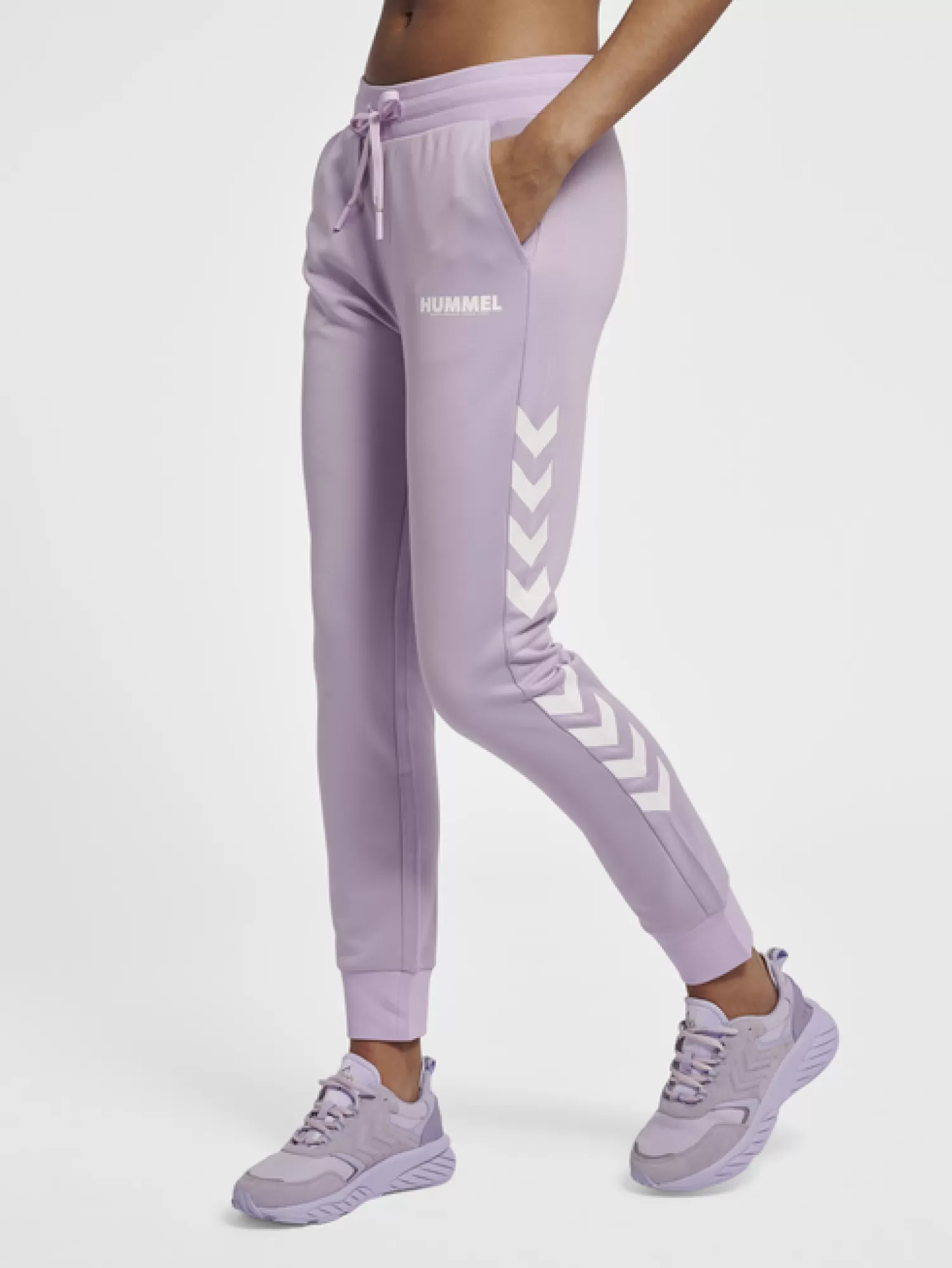 Hummel Pants<hmlLEGACY POLY WOMAN REGULAR PANTS