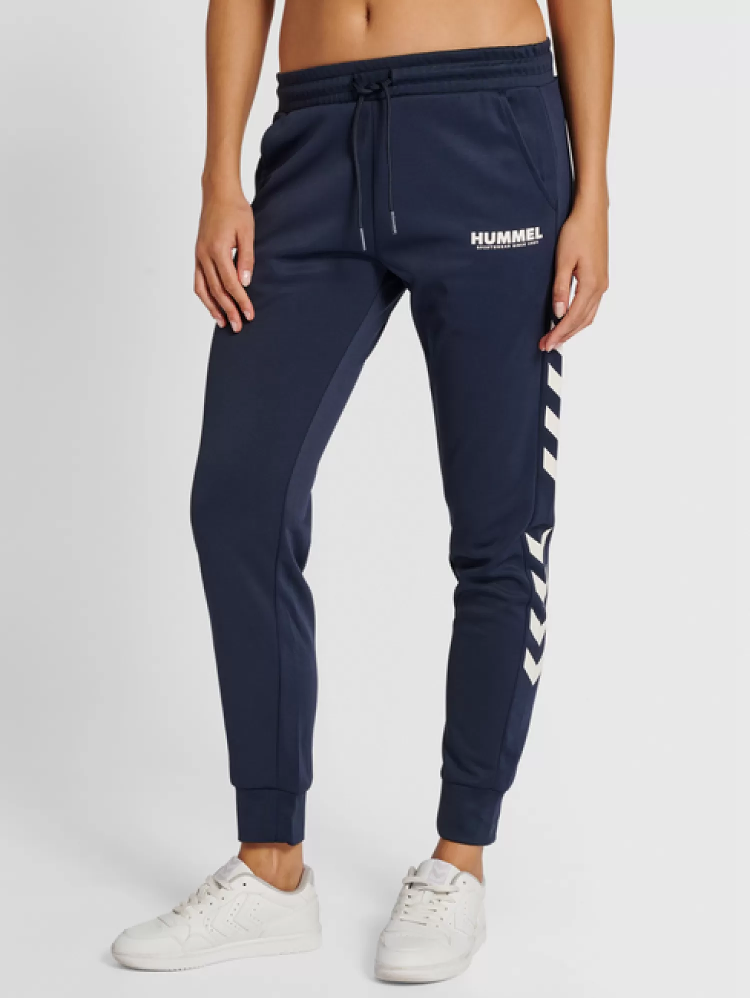 Hummel Pants<hmlLEGACY POLY WOMAN REGULAR PANTS