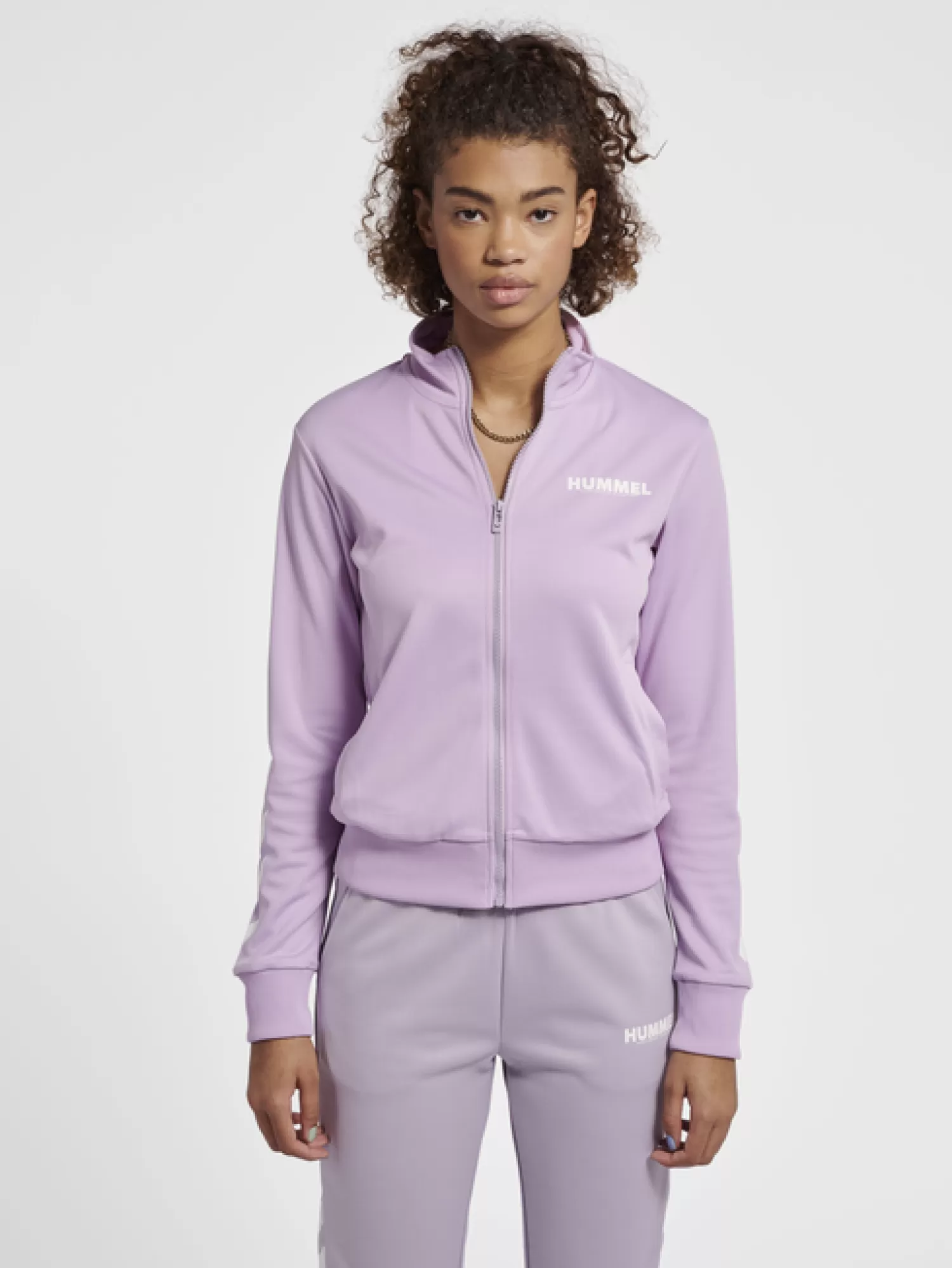 Hummel Hoodies and sweatshirts<hmlLEGACY POLY WOMAN ZIP JACKET