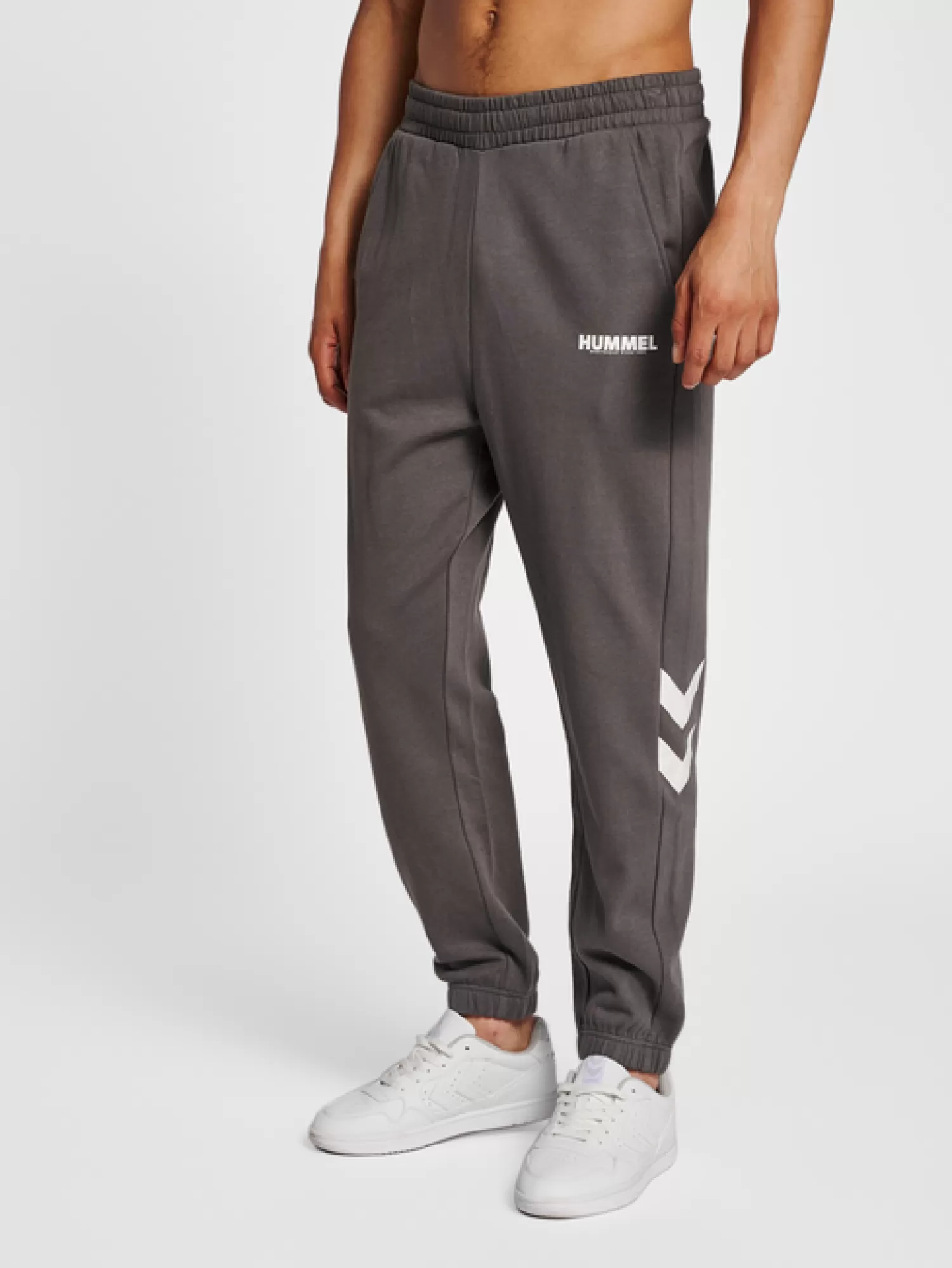 Hummel Pants | Pants<hmlLEGACY REGULAR PANTS