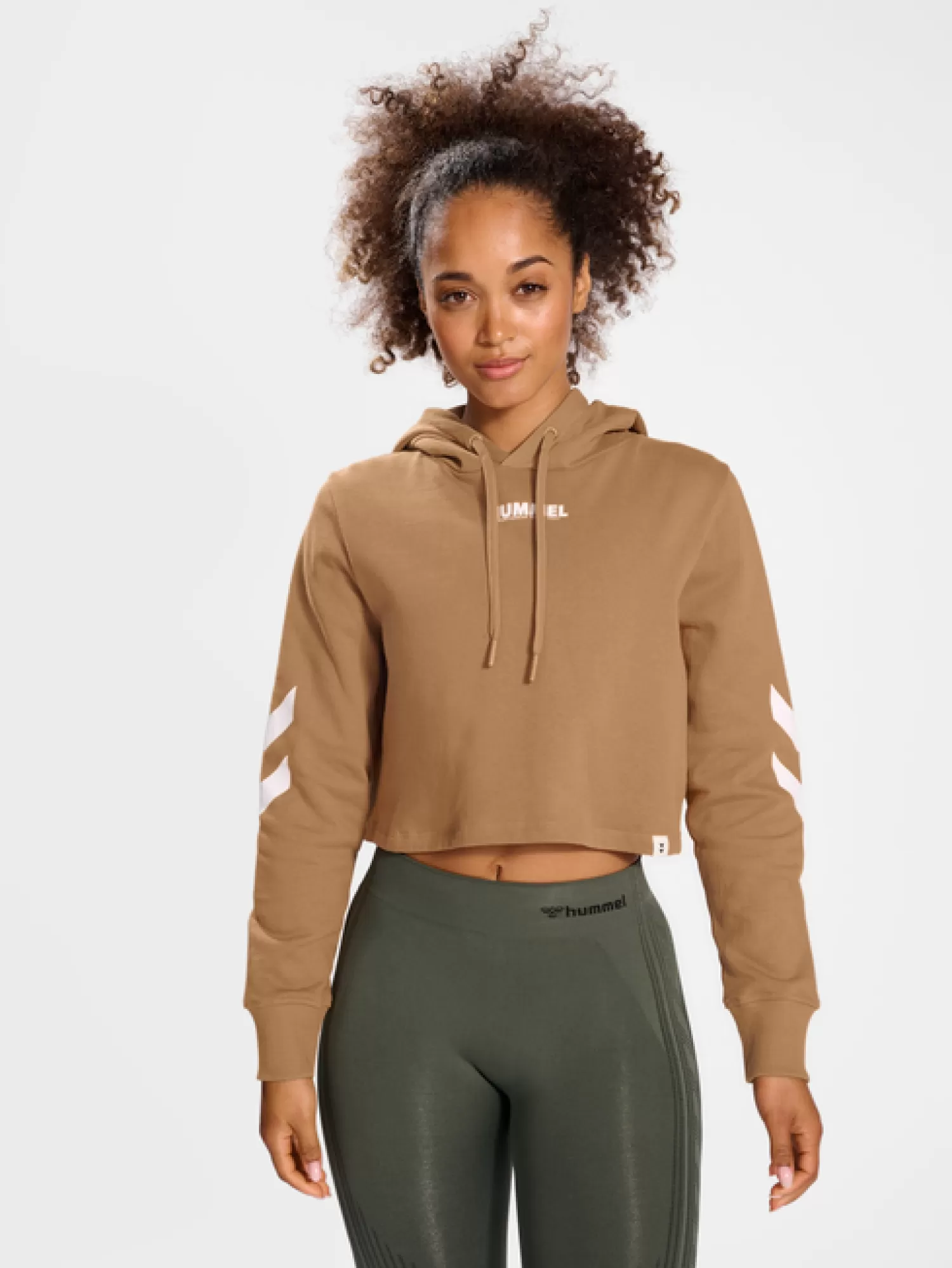 Hummel Hoodies and sweatshirts<hmlLEGACY WOMAN CROPPED HOODIE