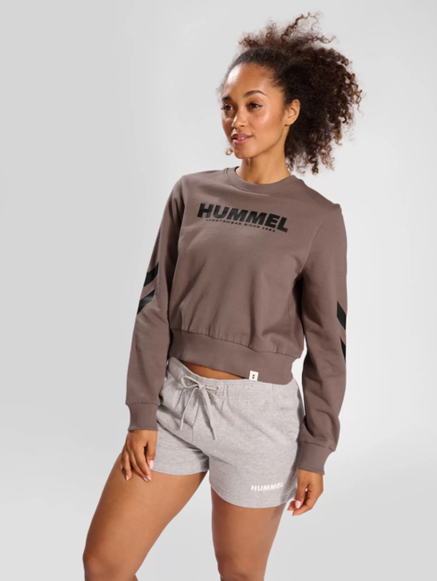 Hummel Hoodies and sweatshirts<hmlLEGACY WOMAN SWEATSHIRT