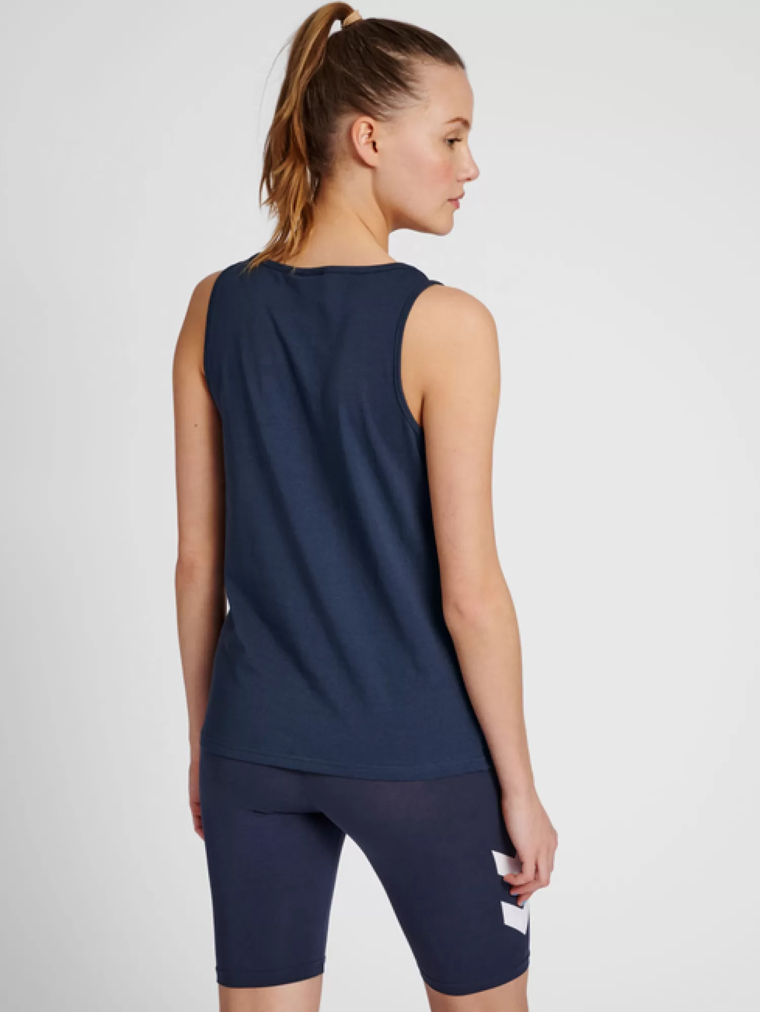 Hummel Tops<hmlLEGACY WOMAN TANKTOP