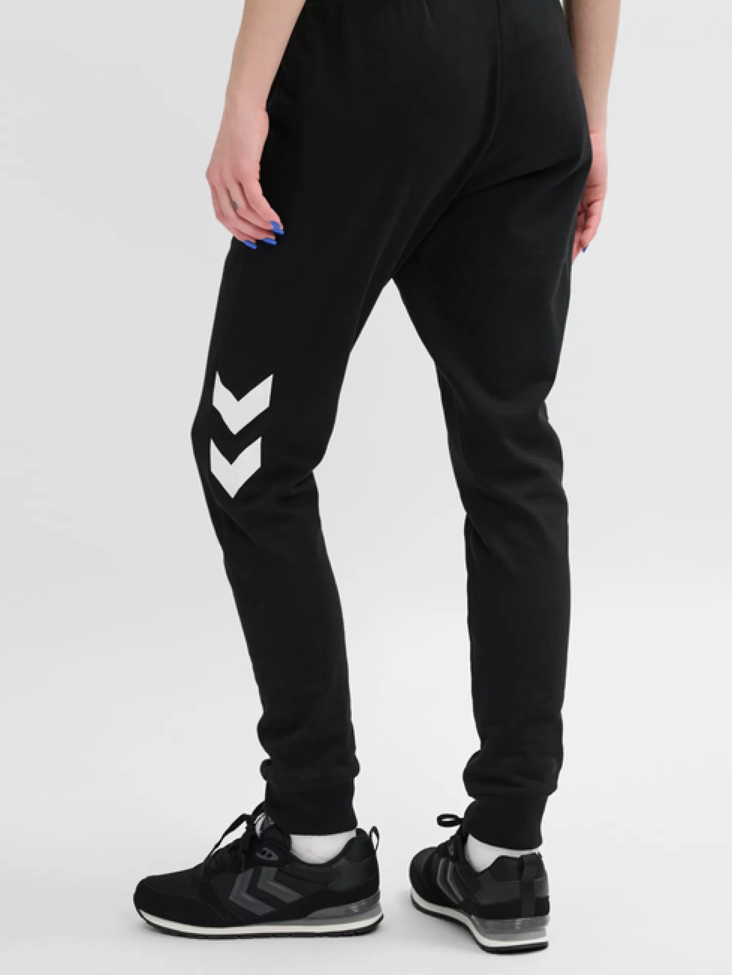 Hummel Pants<hmlLEGACY WOMAN TAPERED PANTS