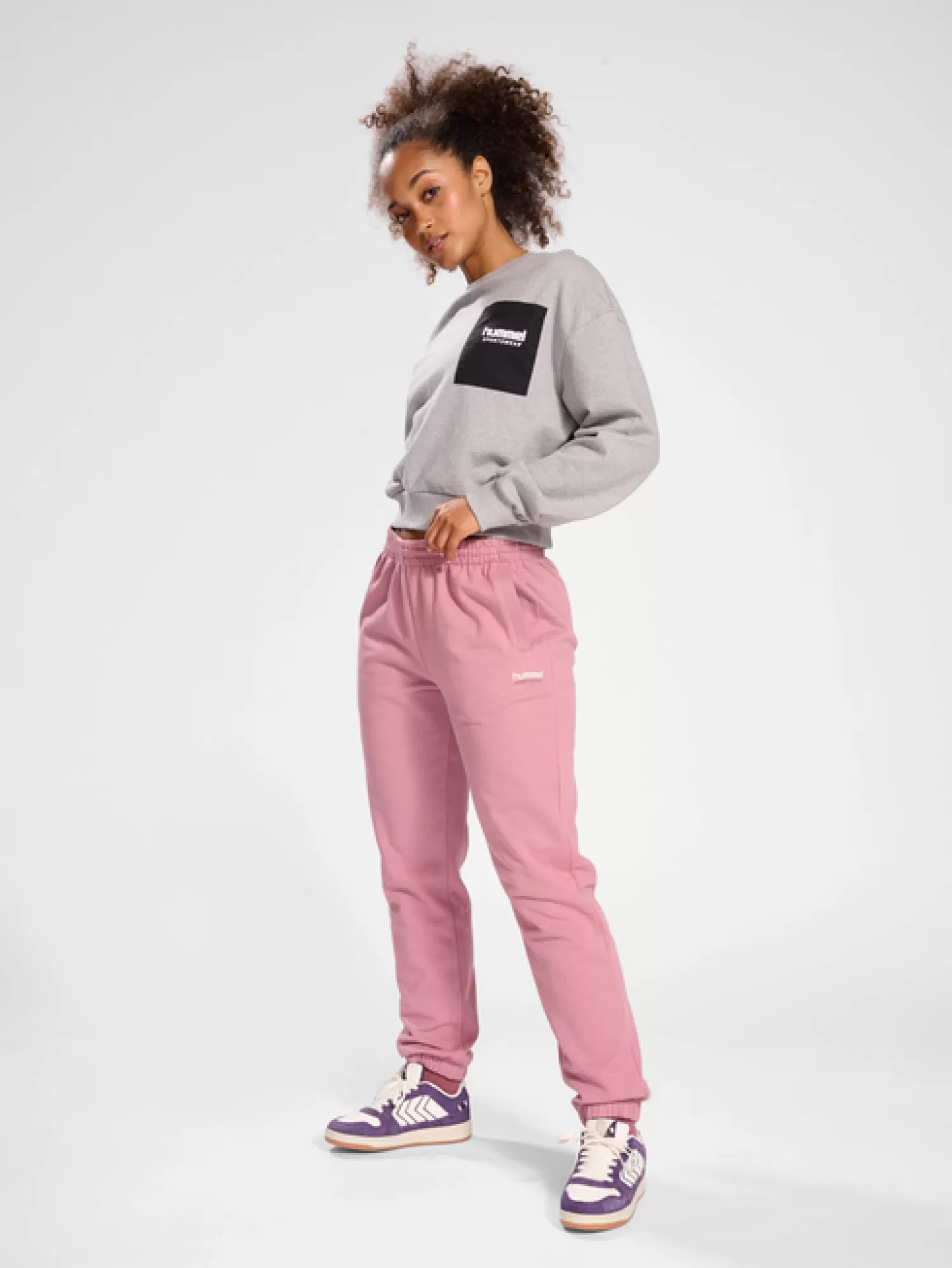 Hummel Pants<hmlLGC SHAI REGULAR PANTS