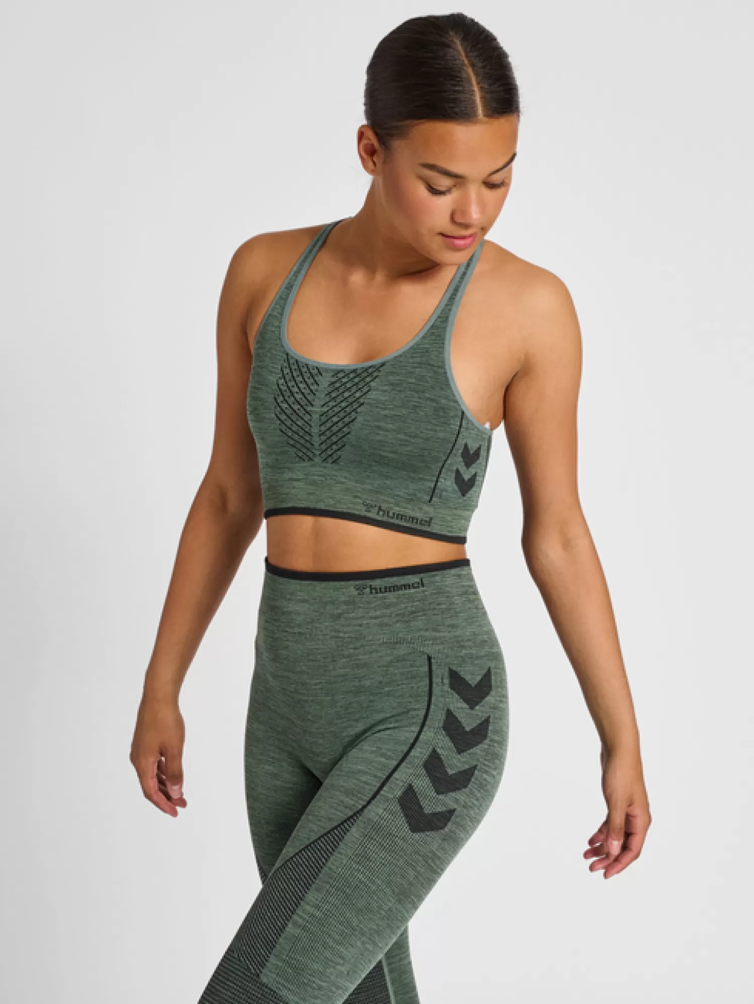 Hummel Sports bras | Sports bras<hmlMT ALY SEAMLESSS SPORTS TOP