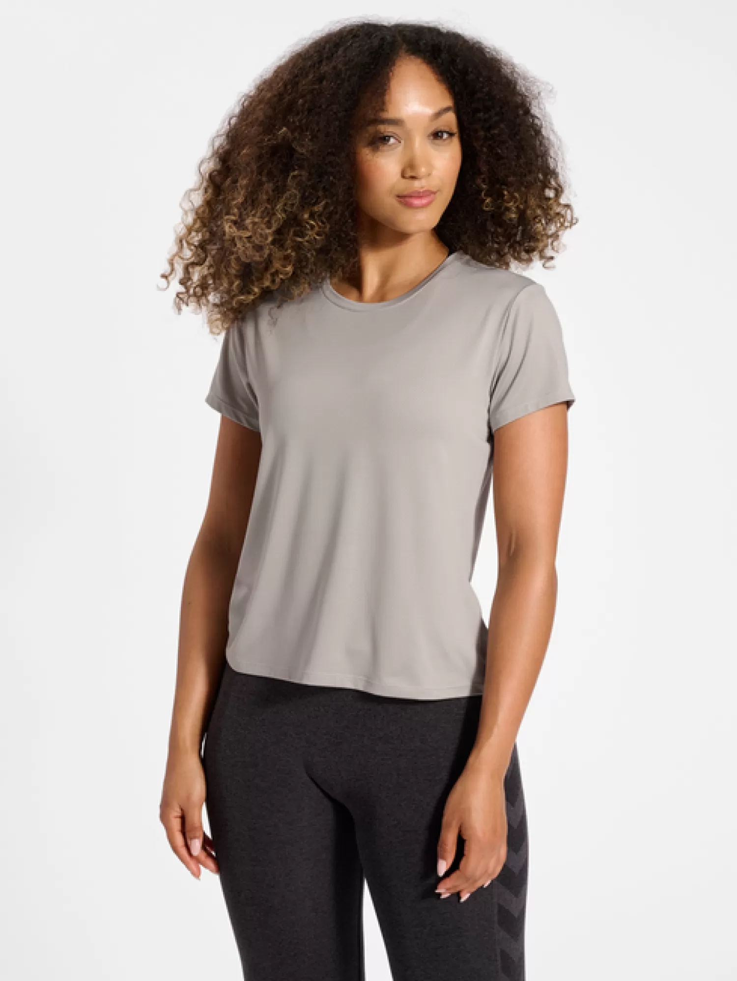 Hummel T-shirts and tops | Yoga<hmlMT AURA MESH T-SHIRT