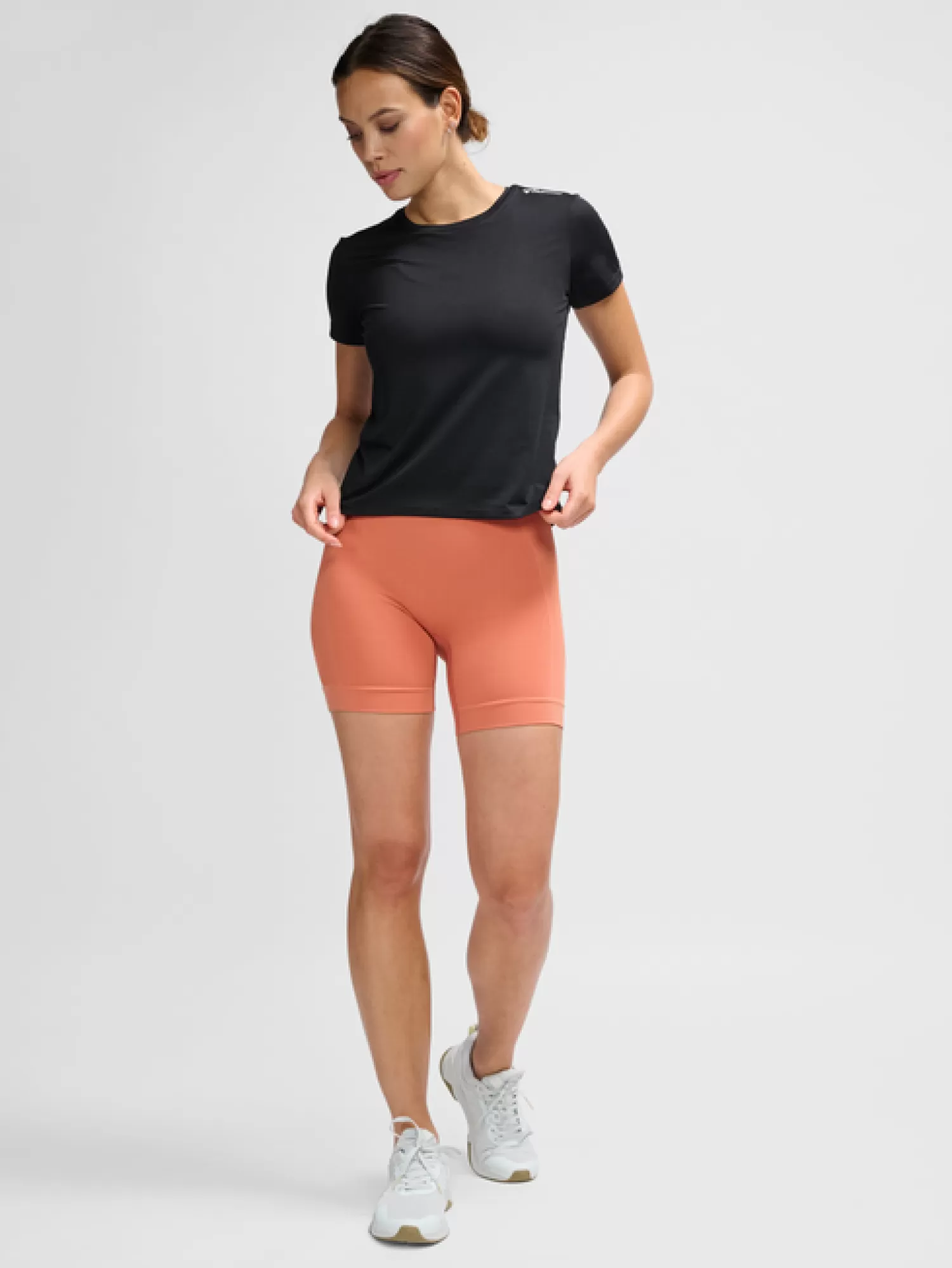 Hummel T-shirts and tops | Yoga<hmlMT AURA MESH T-SHIRT