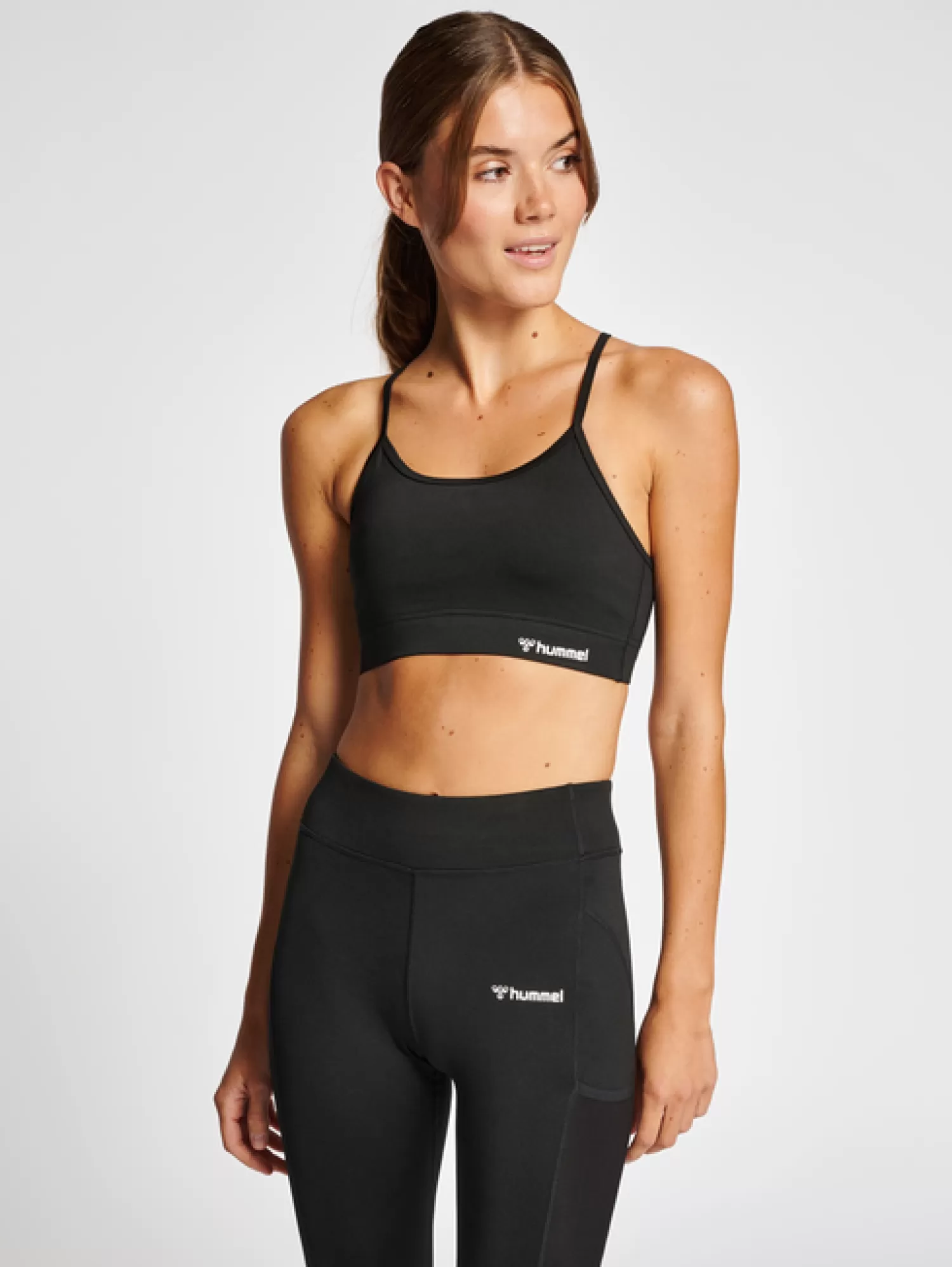 Hummel Sports bras | Sports bras<hmlMT CHIPO PADDED SPORTS BRA