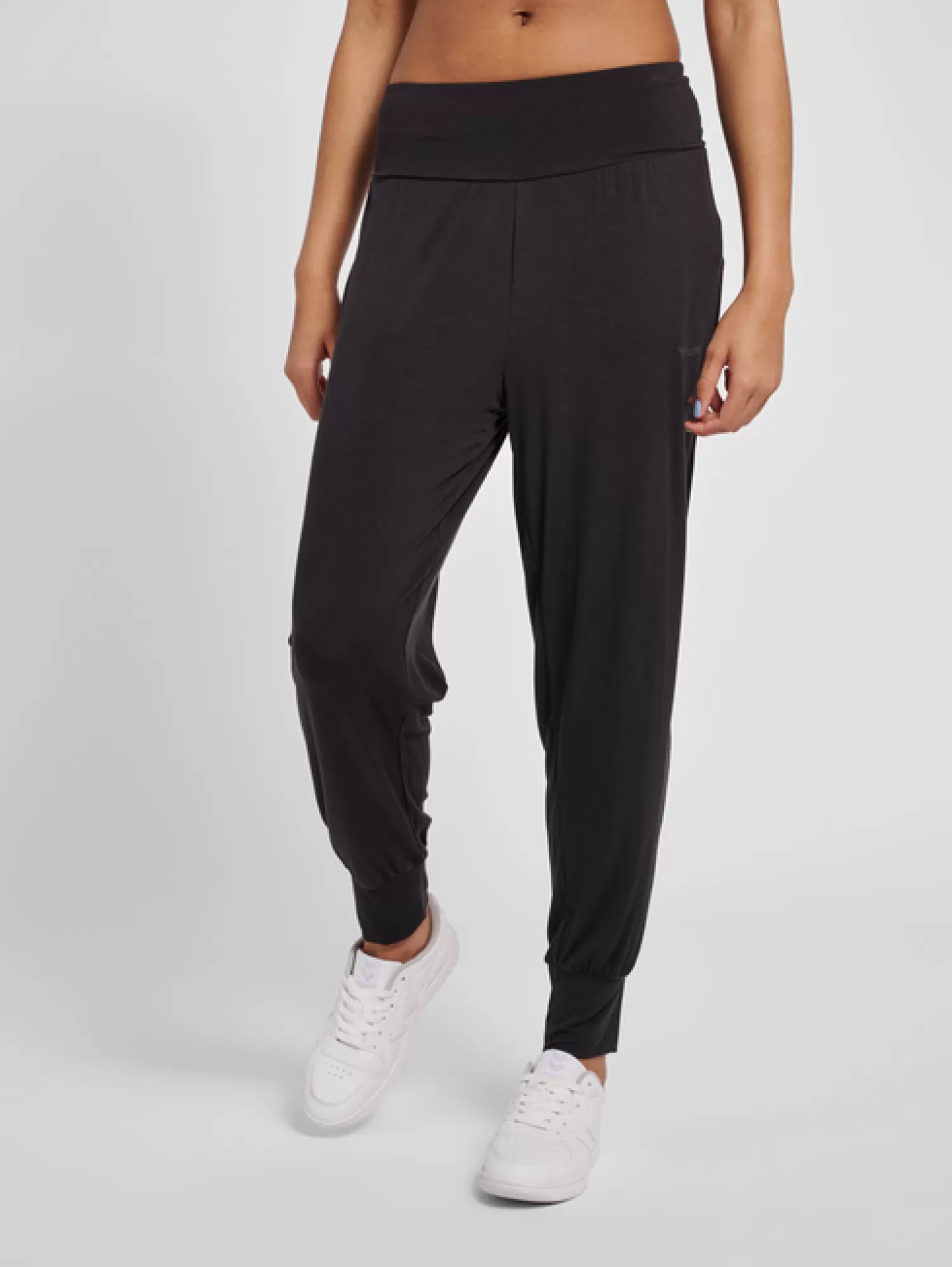 Hummel Pants | Training<hmlMT FIONA LOOSE PANTS