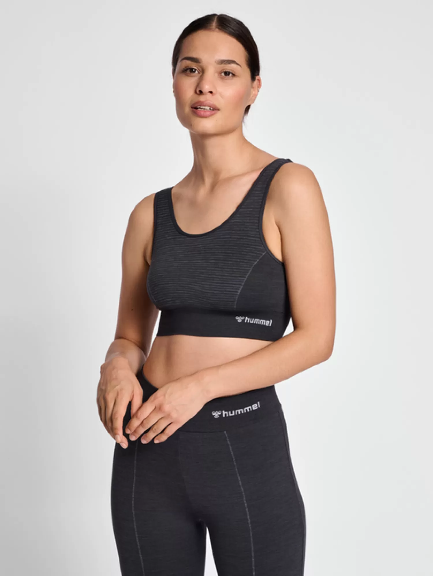 Hummel Sports bras | Yoga<hmlMT IVY SEAMLESS SPORTS TOP