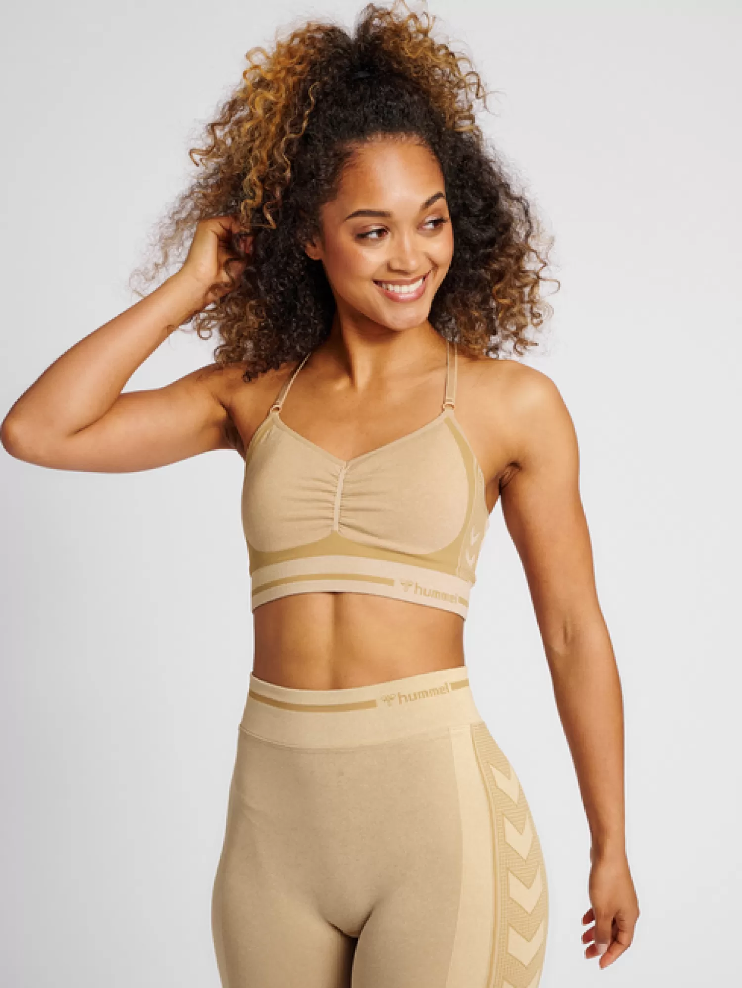 Hummel Sports bras | Sports bras<hmlMT LULU SEAMLESS SCRUNCH BRA