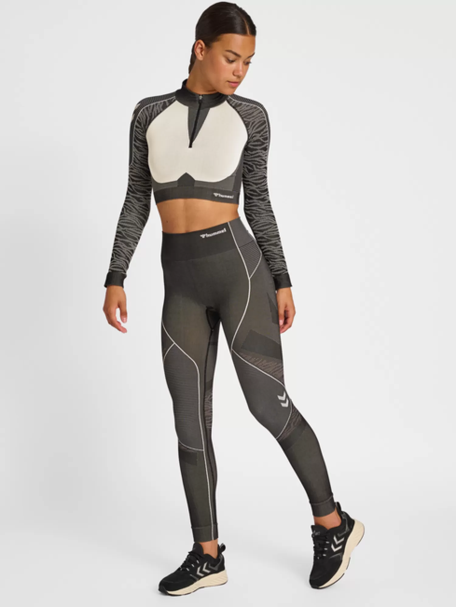 Hummel Training jerseys | Yoga<hmlMT MILA SEAMLESS CROP HALF ZIP