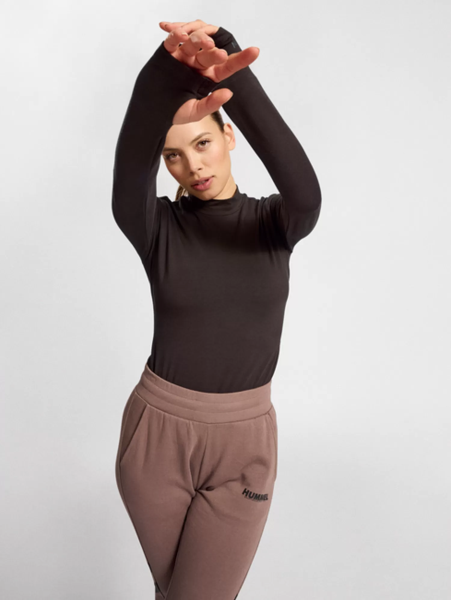 Hummel T-shirts and tops | Yoga<hmlMT RECHARGE T-SHIRT L/S