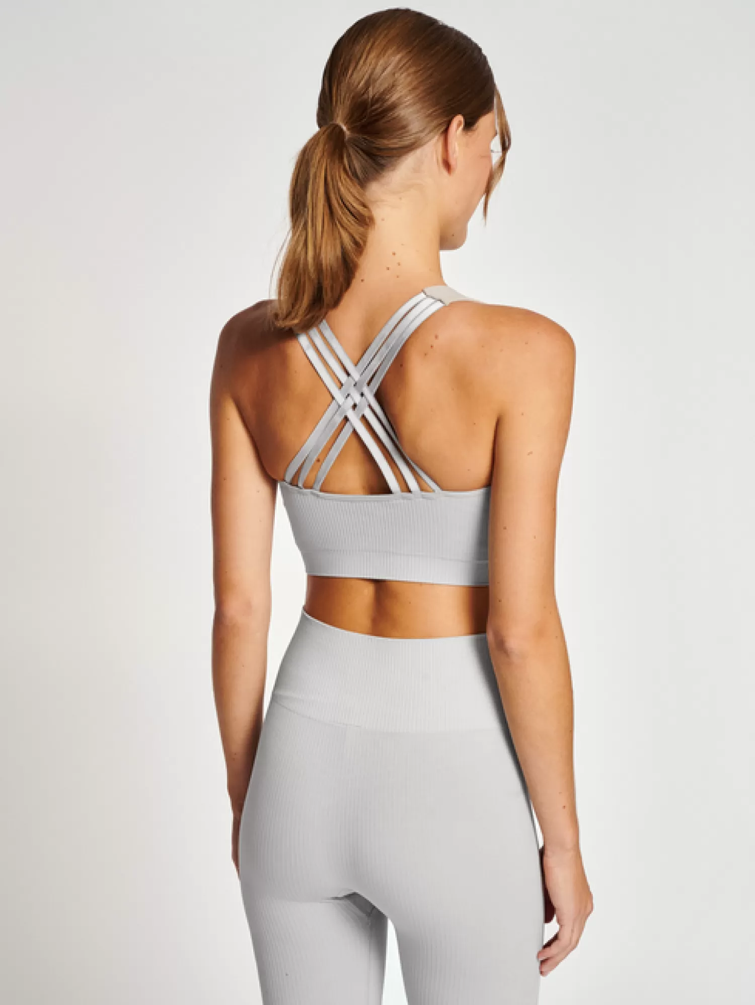 Hummel Sports bras | Yoga<hmlMT REST SEAMLESS RIB SPORTS TOP