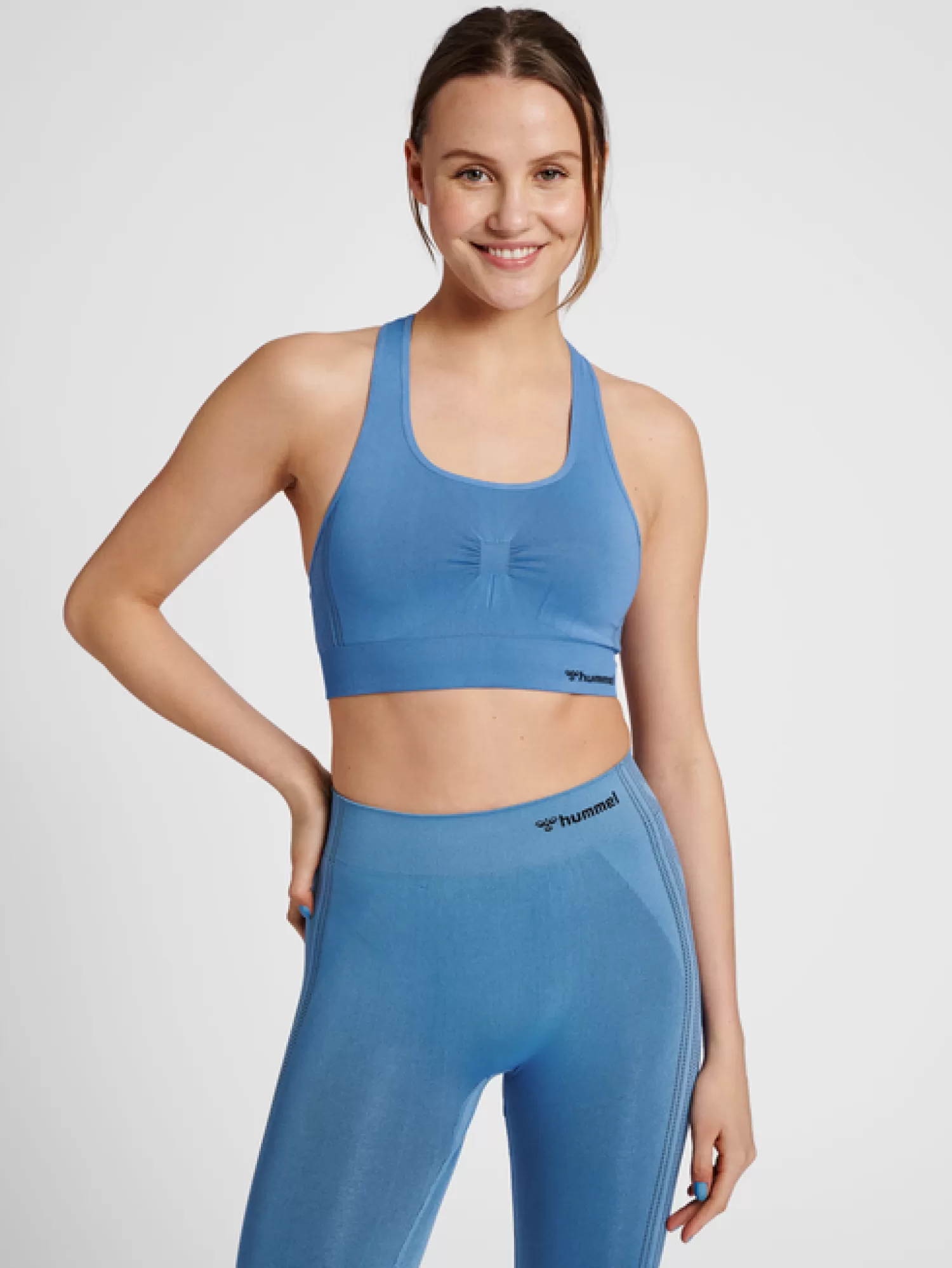 Hummel Sports bras | Sports bras<hmlMT SHAPING SEAMLESS SPORTS TOP