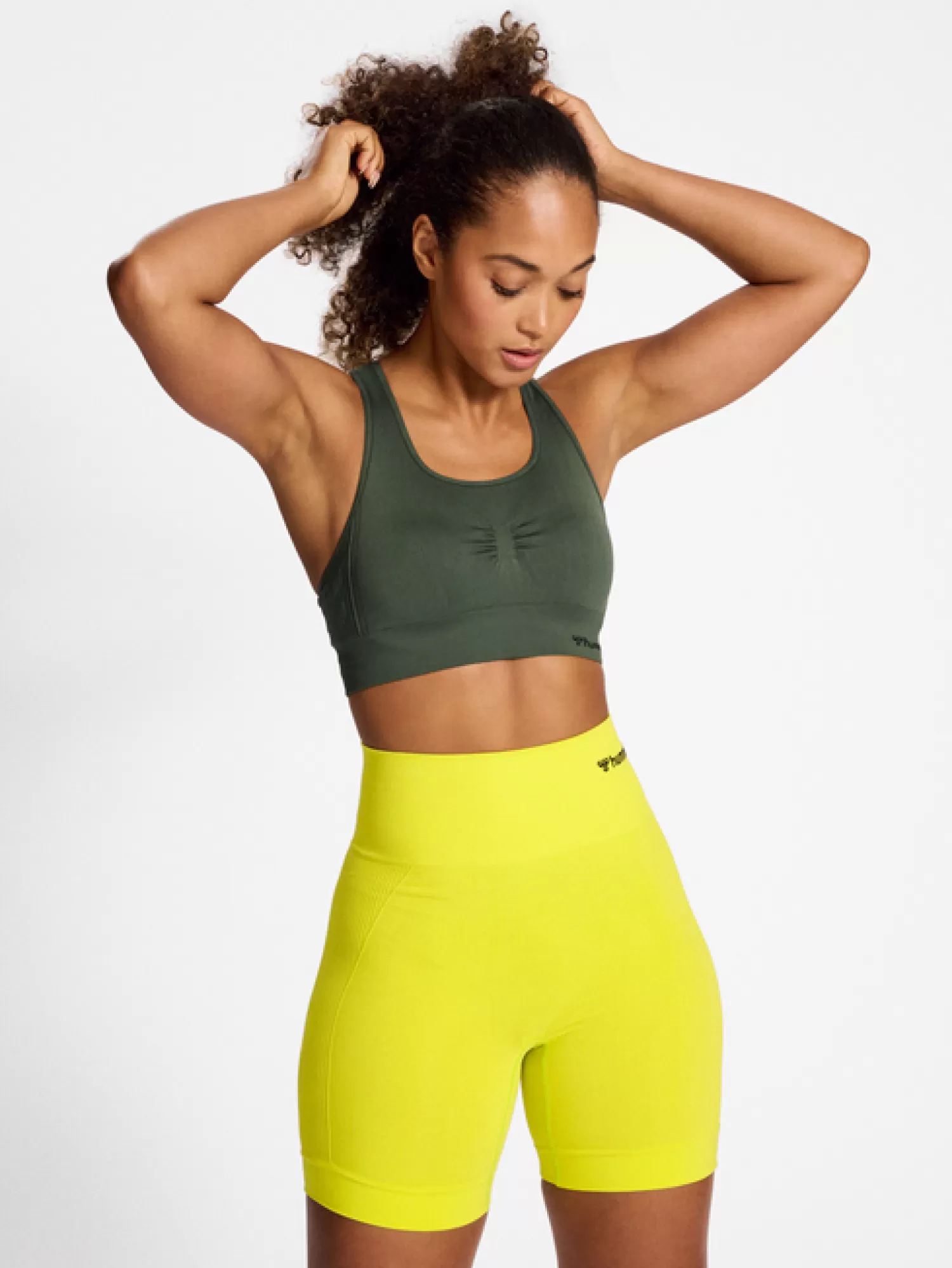 Hummel Sports bras | Yoga<hmlMT SHAPING SEAMLESS SPORTS TOP