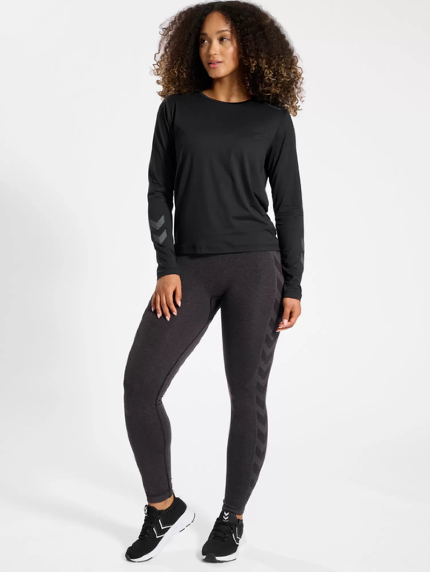 Hummel T-shirts and tops | Yoga<hmlMT TAYLOR T-SHIRT L/S