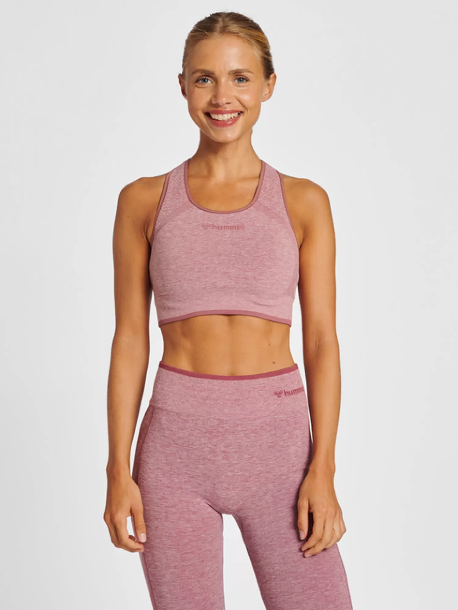 Hummel Sports bras | Sports bras<hmlMT UNA SEAMLESS SPORTS TOP