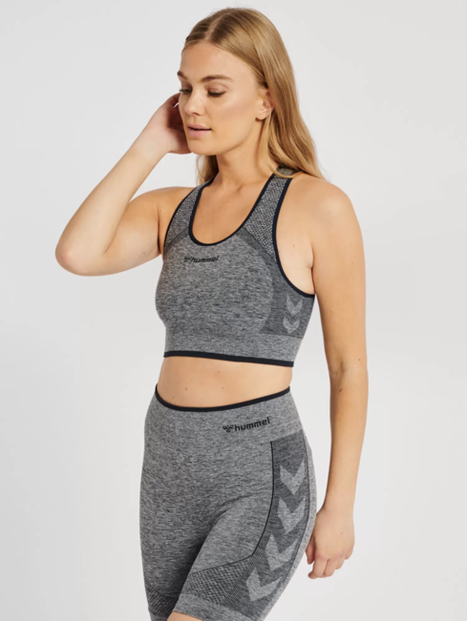 Hummel Sports bras | Sports bras<hmlMT UNA SEAMLESS SPORTS TOP